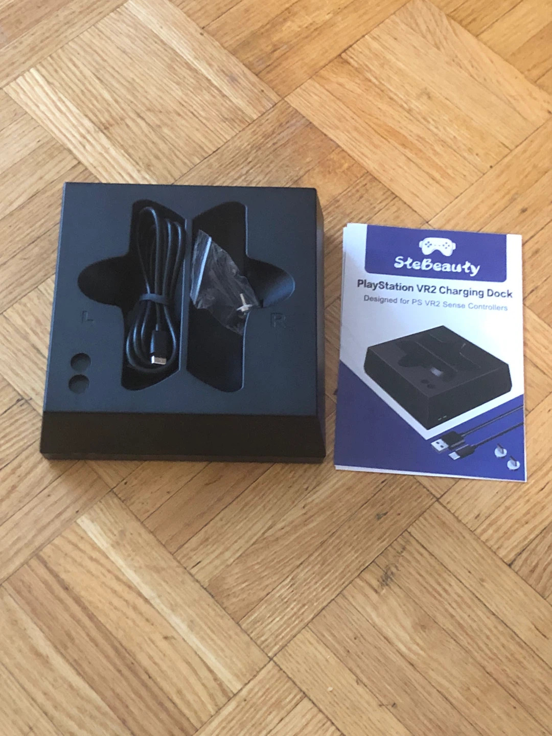 PlayStation VR2 Charging Dock for PS VR2 Sense Controllers - photo 2