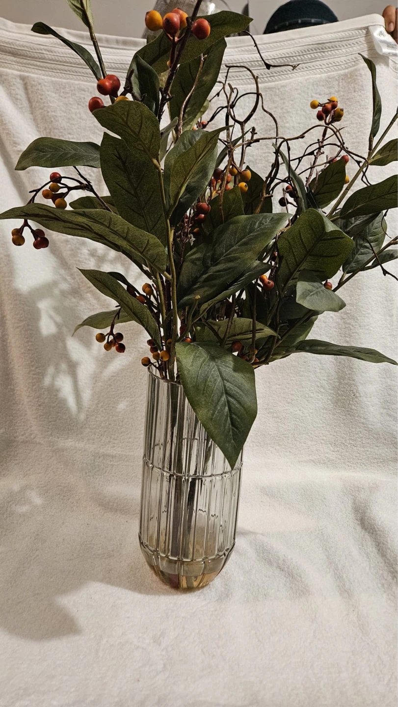 Glass Vase with Artificial Berry Branches - photo 4