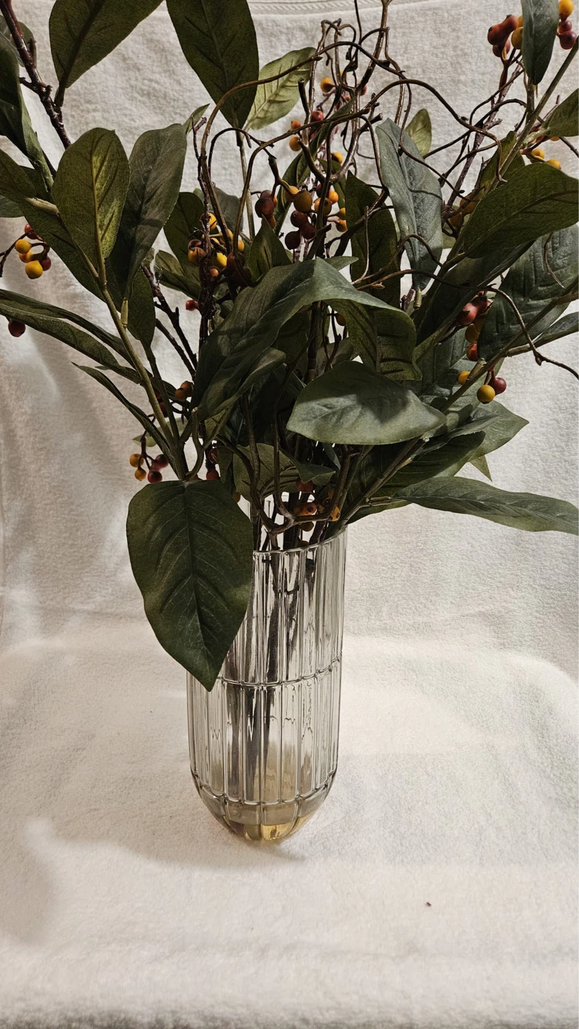 Glass Vase with Artificial Berry Branches - photo 2