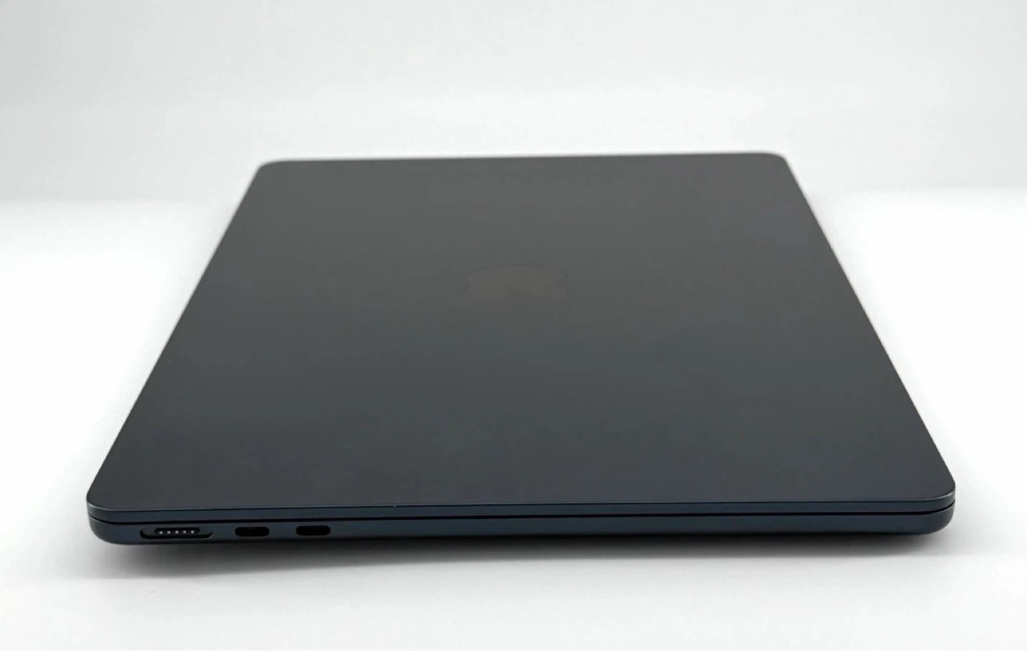 2025 MacBook Air 13.6" M4 8C GPU 16GB RAM 256GB SSD 100% A3240 - photo 4