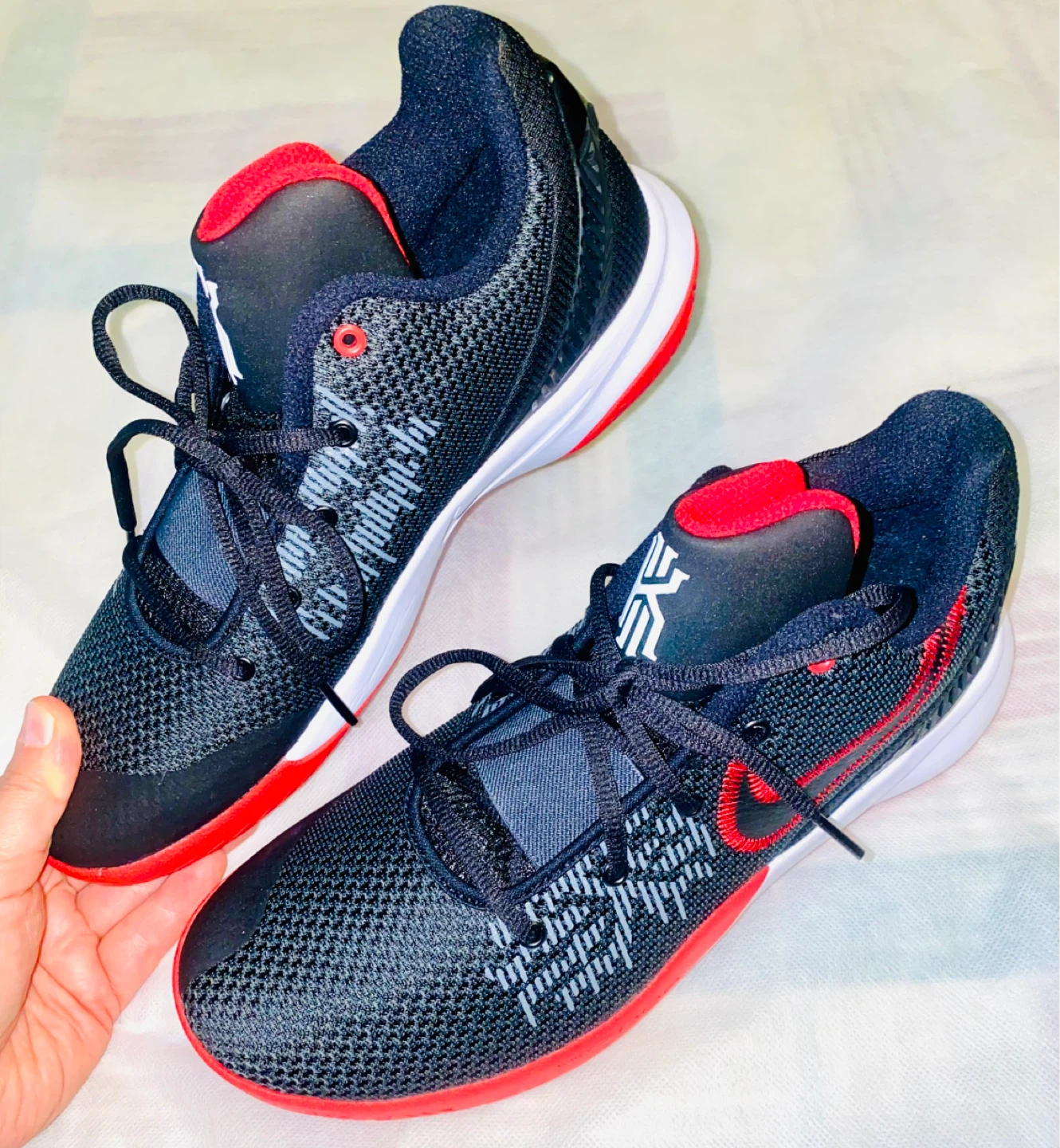 Nike Kyrie Flytrap II Men's Basketball Shoes