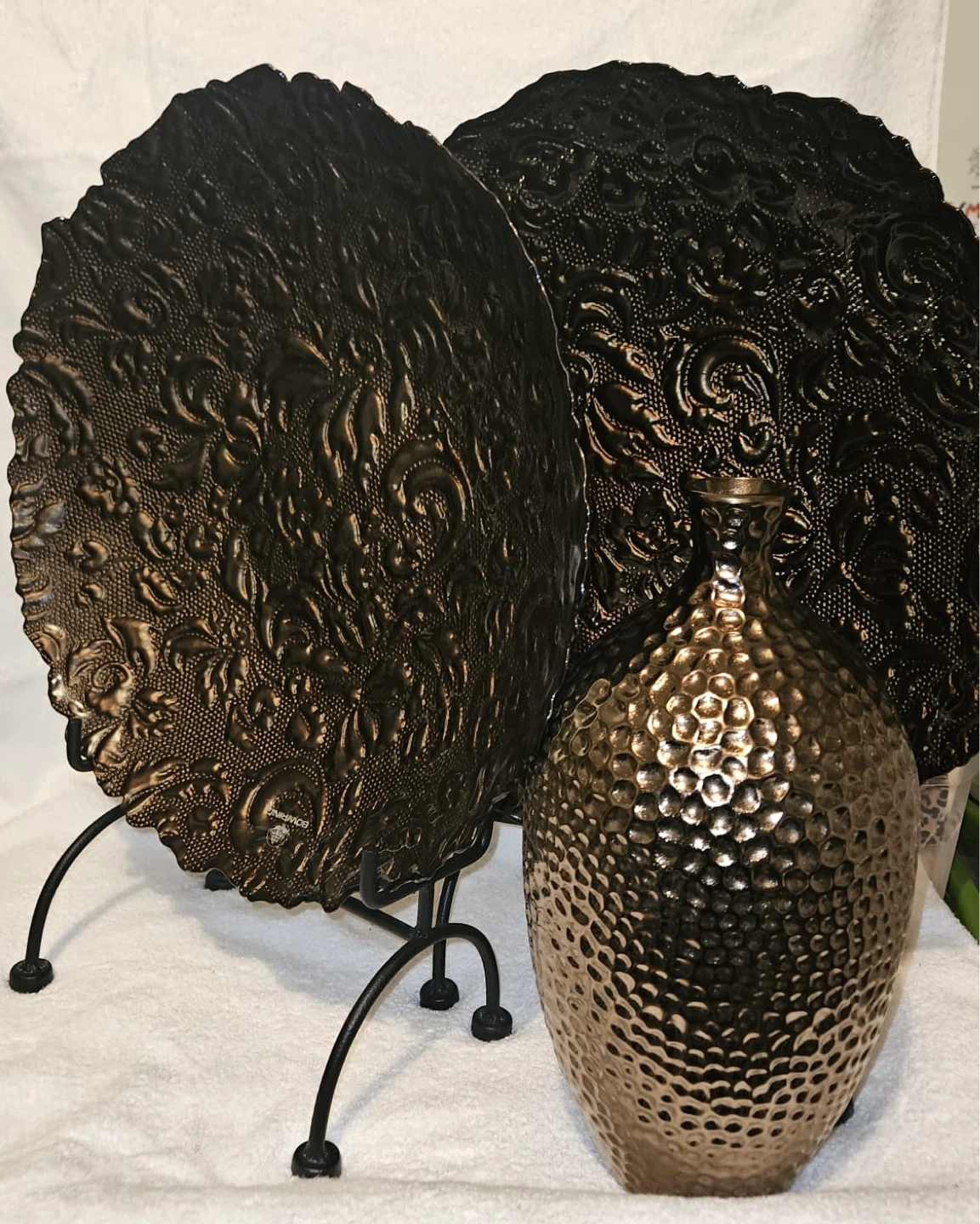 Bowring Decorative 2 Plates and 1 Hammered Vase Set