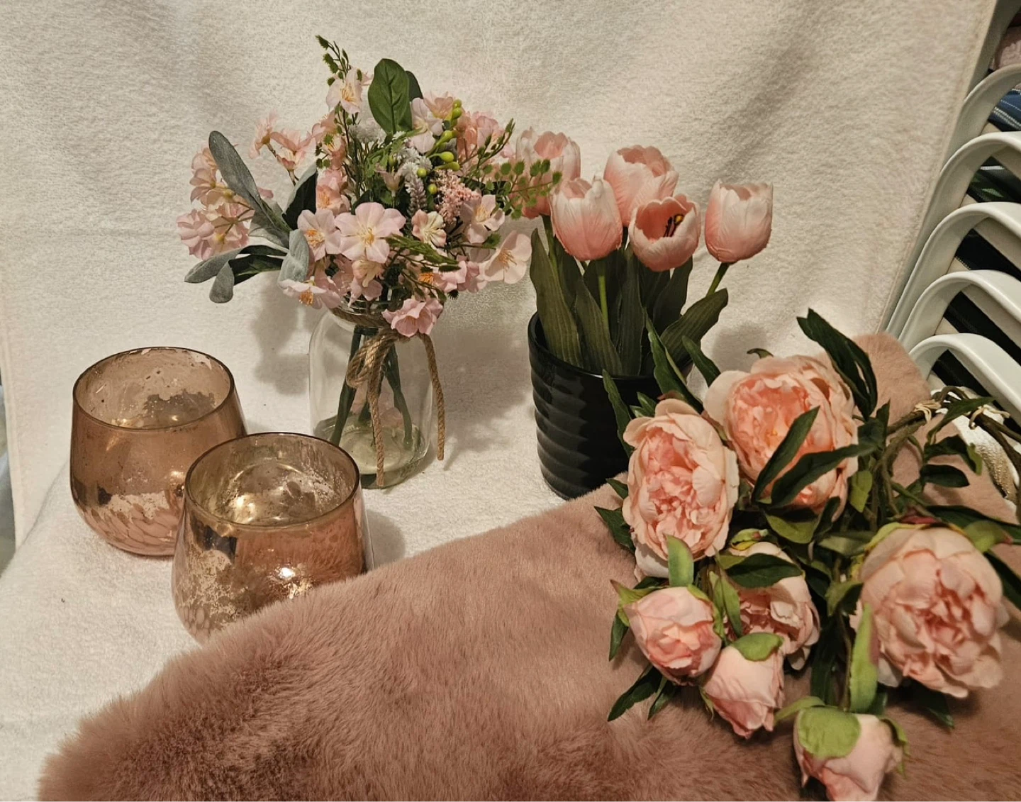 Pink Home Décor 9 Items Bundle — New Condition - photo 5