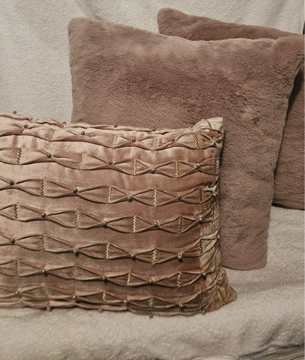 Pink Home Décor 9 Items Bundle — New Condition - photo 2