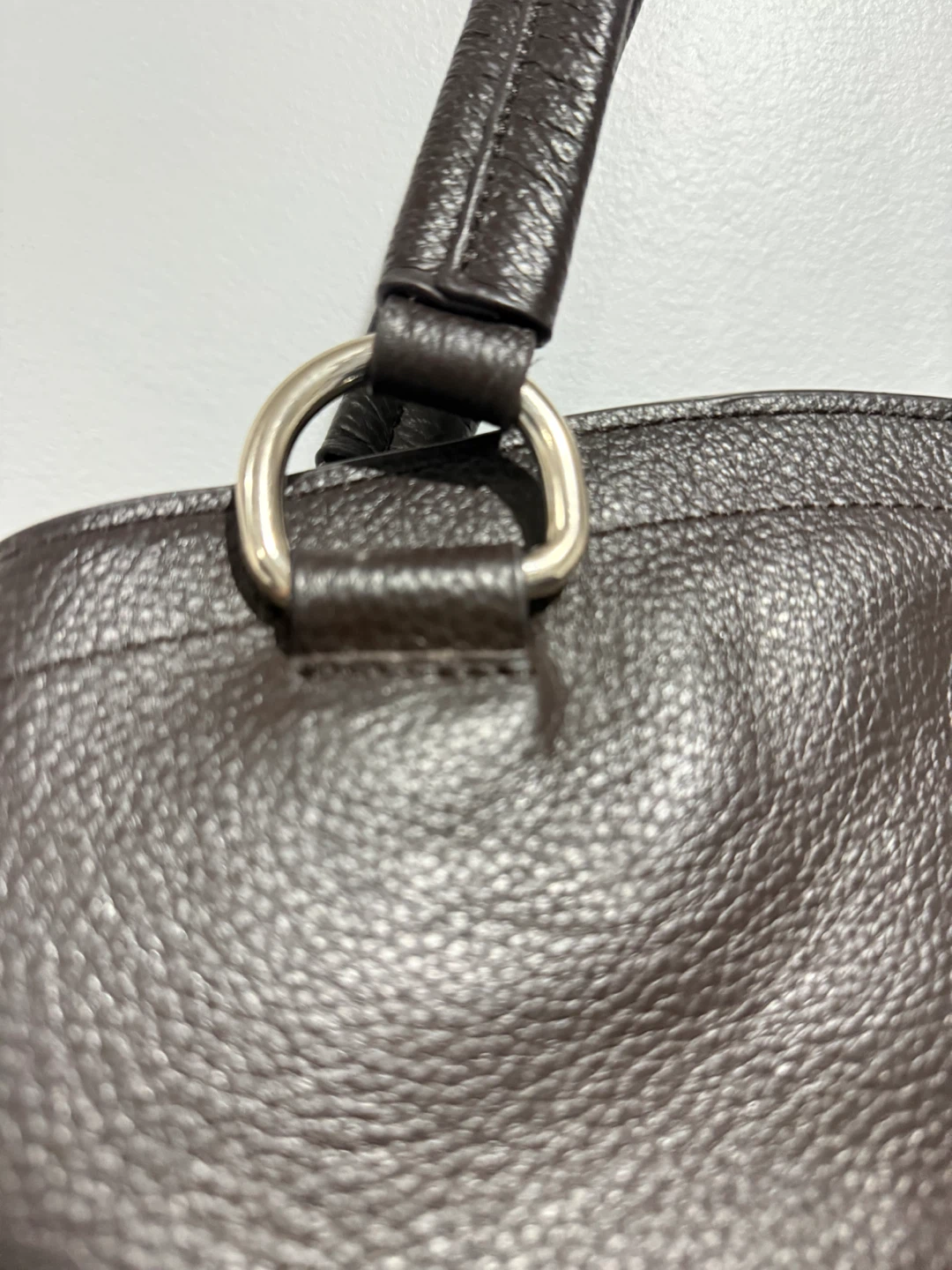 Danier Brown Leather Shoulder Bag - photo 3