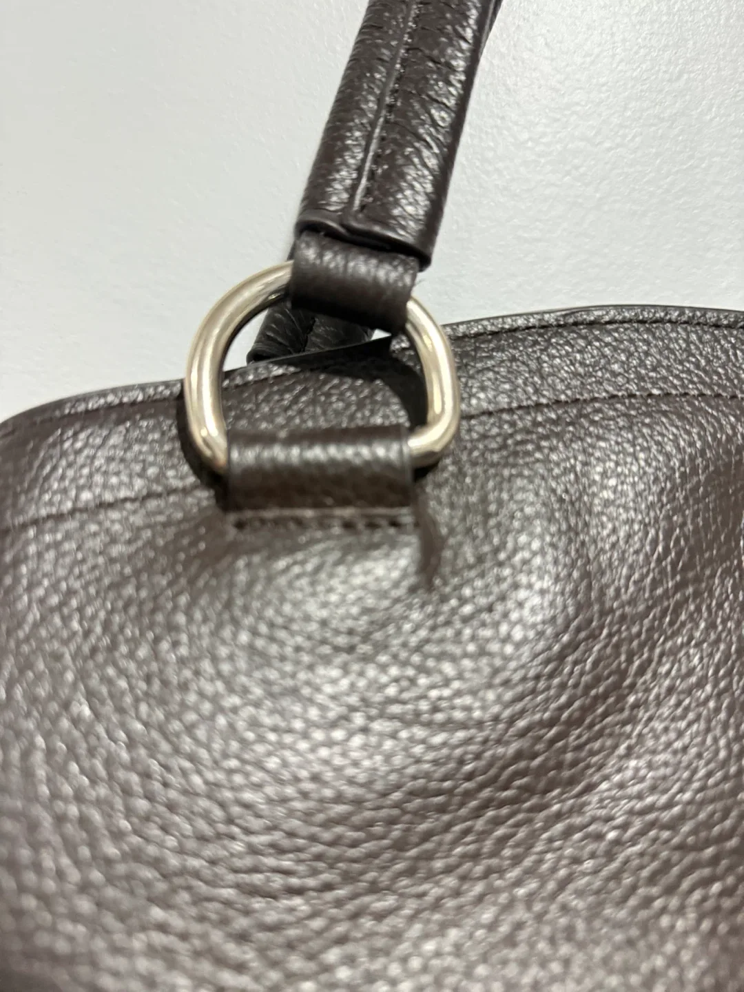 Danier Brown Leather Shoulder Bag - photo 3