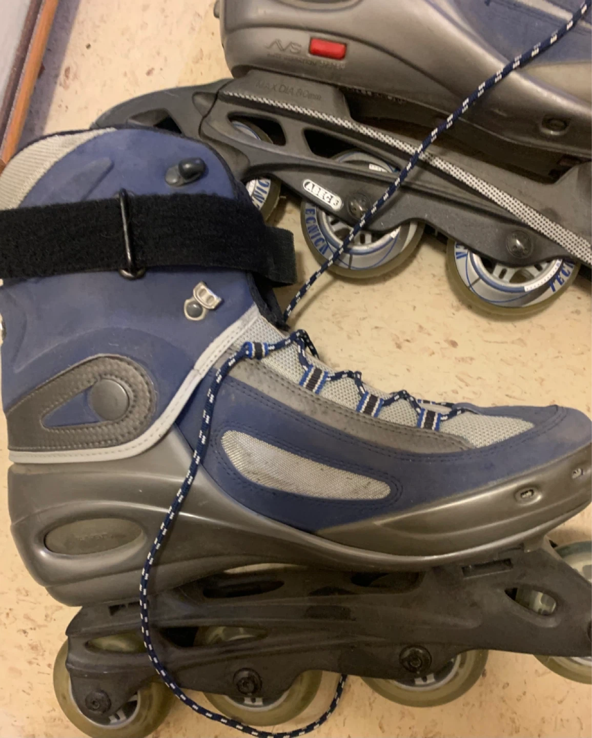 Tecnica In-line Skate Rollerblades size 10-11 - photo 2