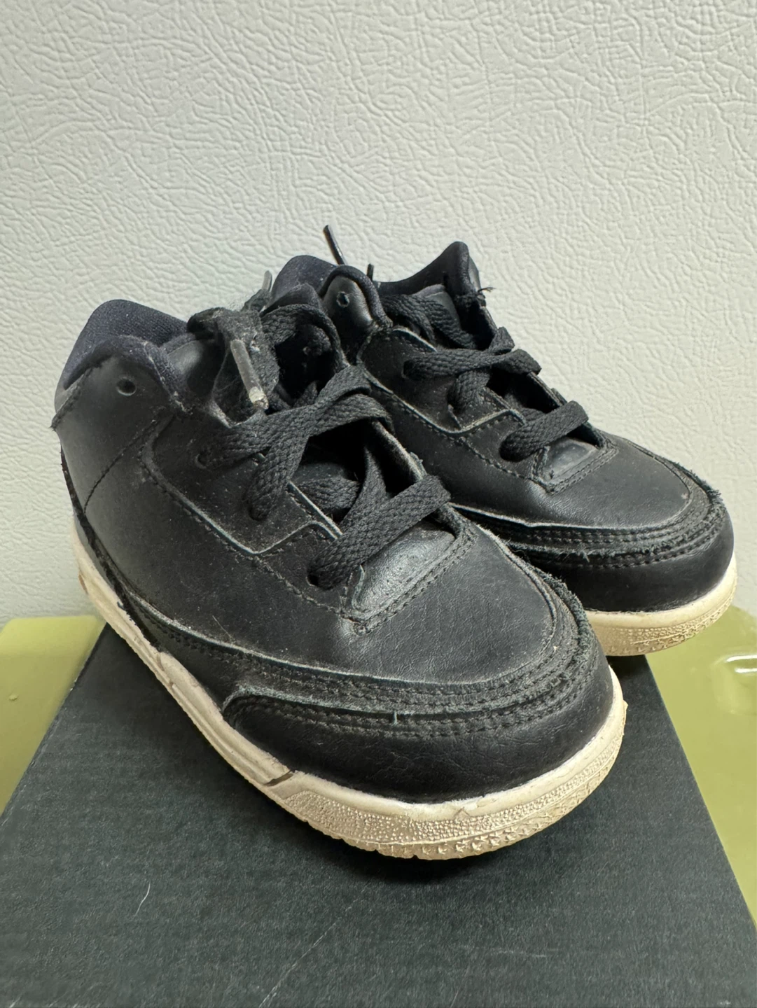 Kids' Air Jordan 3 Retro BT Shoes 7C - photo 2