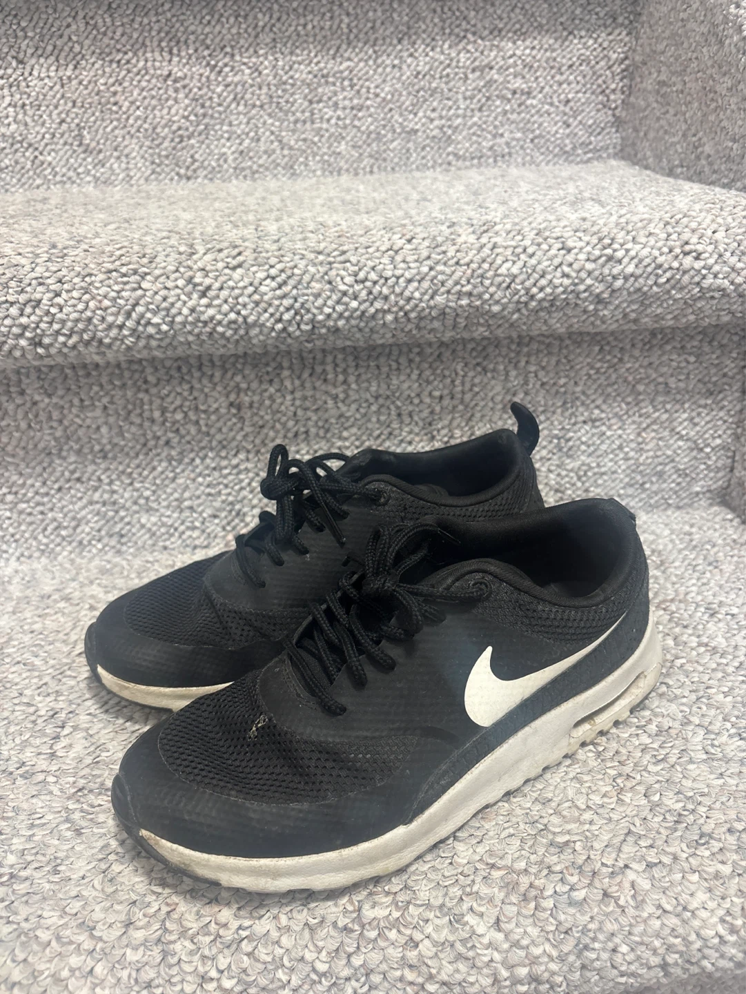 Nike Thea Women's Sneakers - photo 2