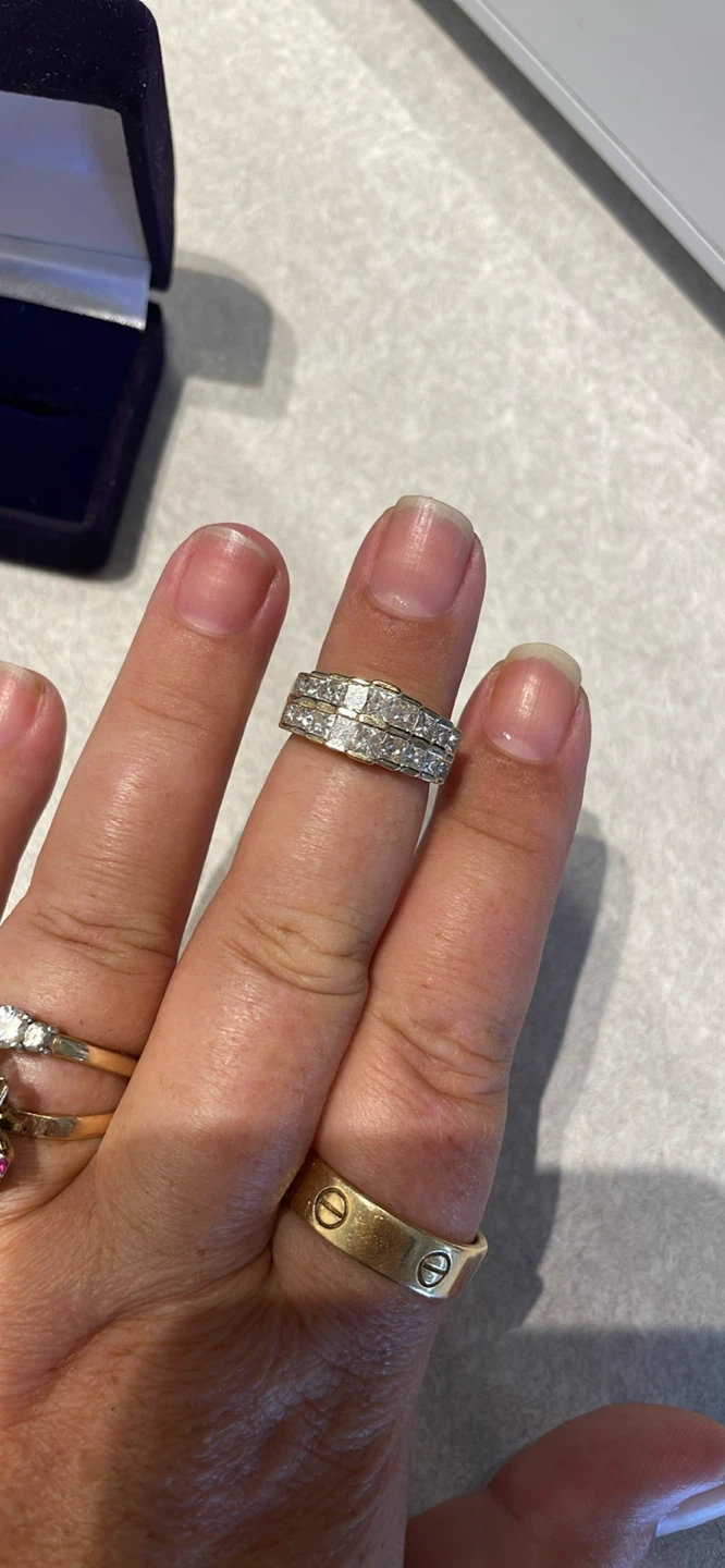 14k gold diamond ring size 5 3/4 - photo 3