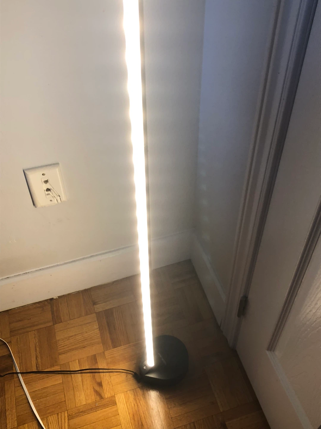 LED Floor Lamp - photo 3