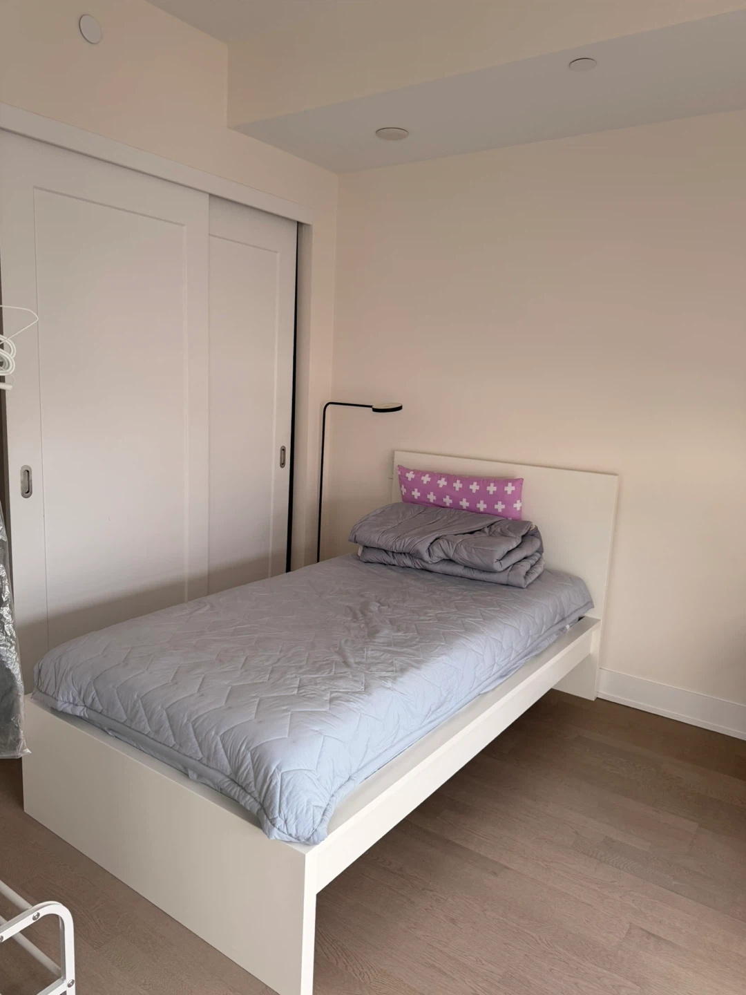 IKEA white single bed frame + mattress + grey mattress cover - photo 4