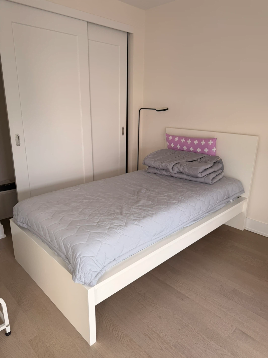 IKEA white single bed frame + mattress + grey mattress cover - photo 3