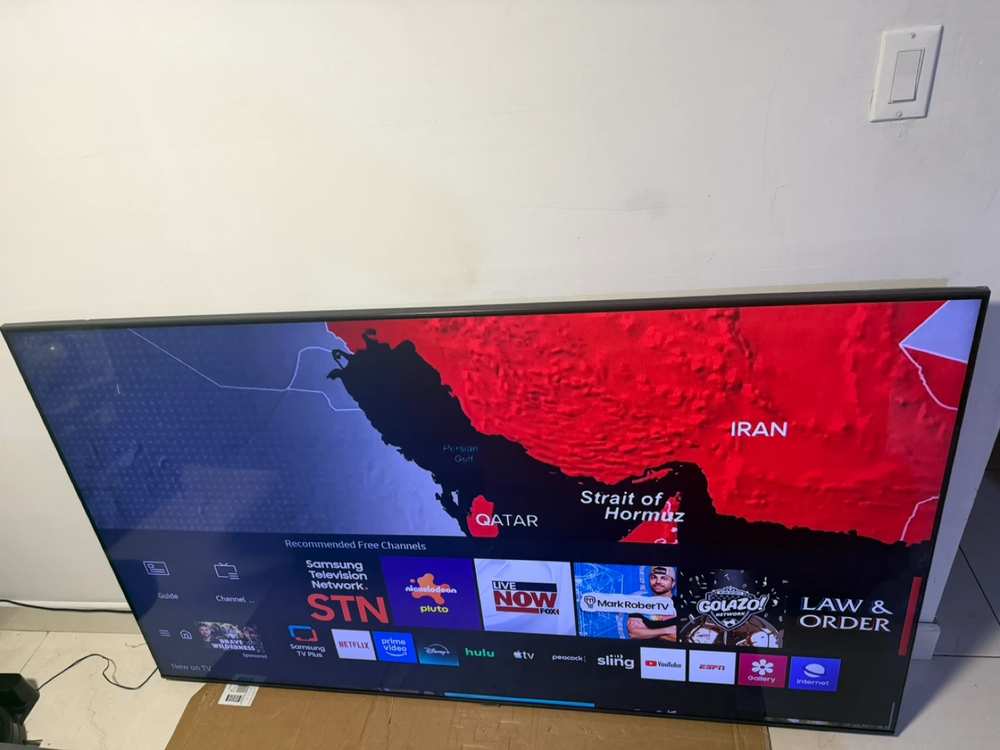 Samsung Smart TV modelo UN75TU7000F