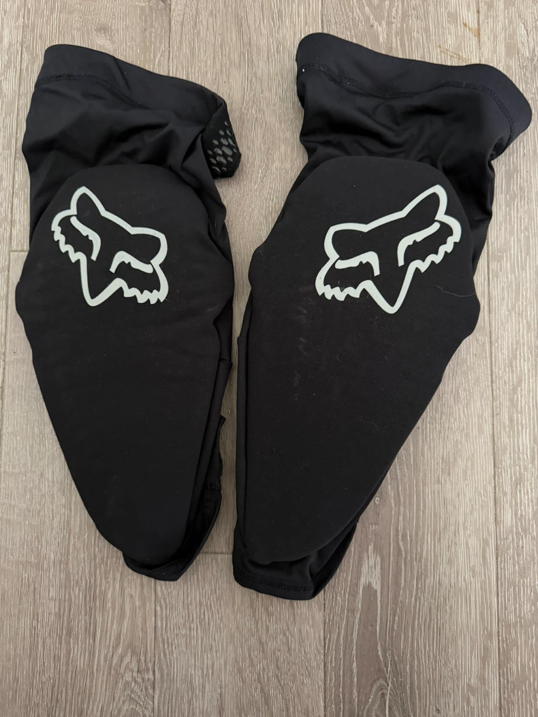 Fox MTB Knee Pads - photo 2