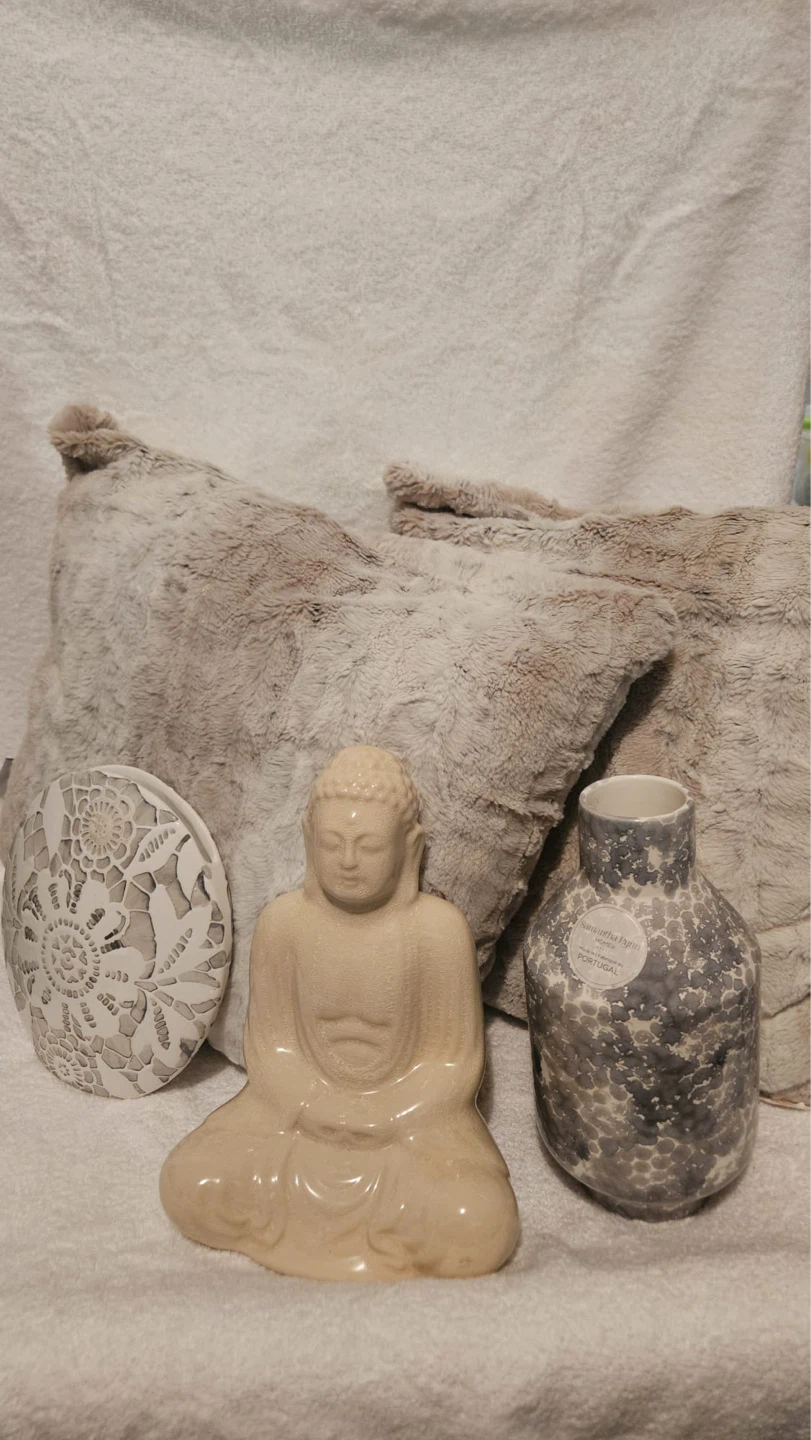 Neutral Home Décor 5 Items Bundle — New Condition