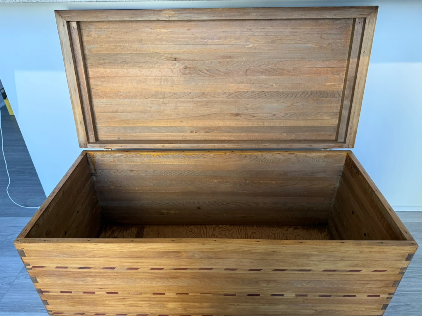 Wooden Storage Trunk - photo 3