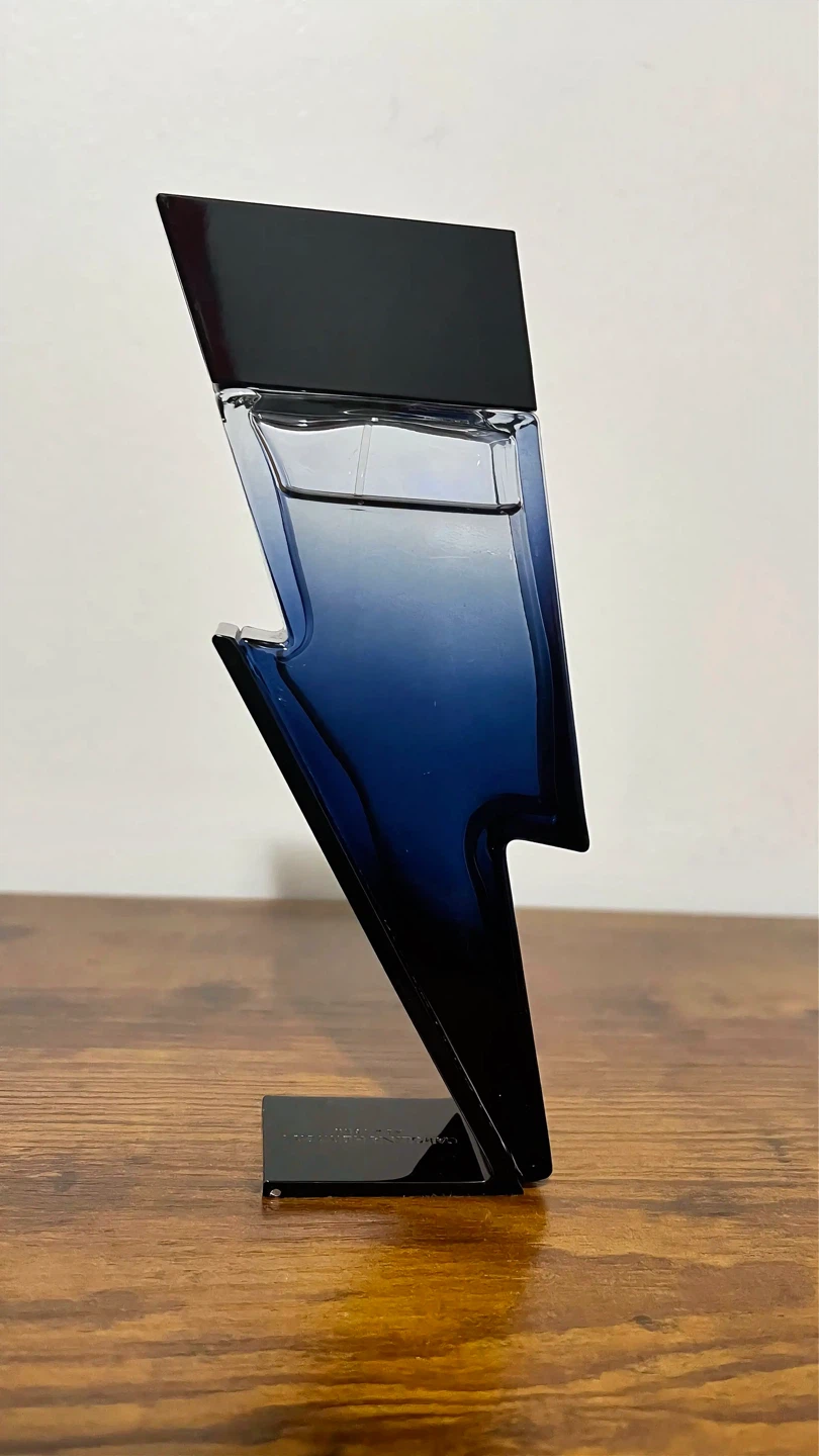 Carolina Herrera Bad Boy Cobalt fragrance