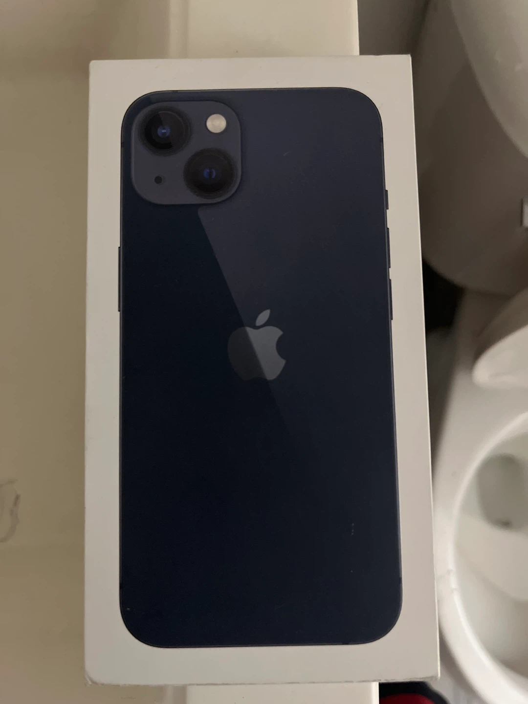 Apple iPhone 13 - Blue Box