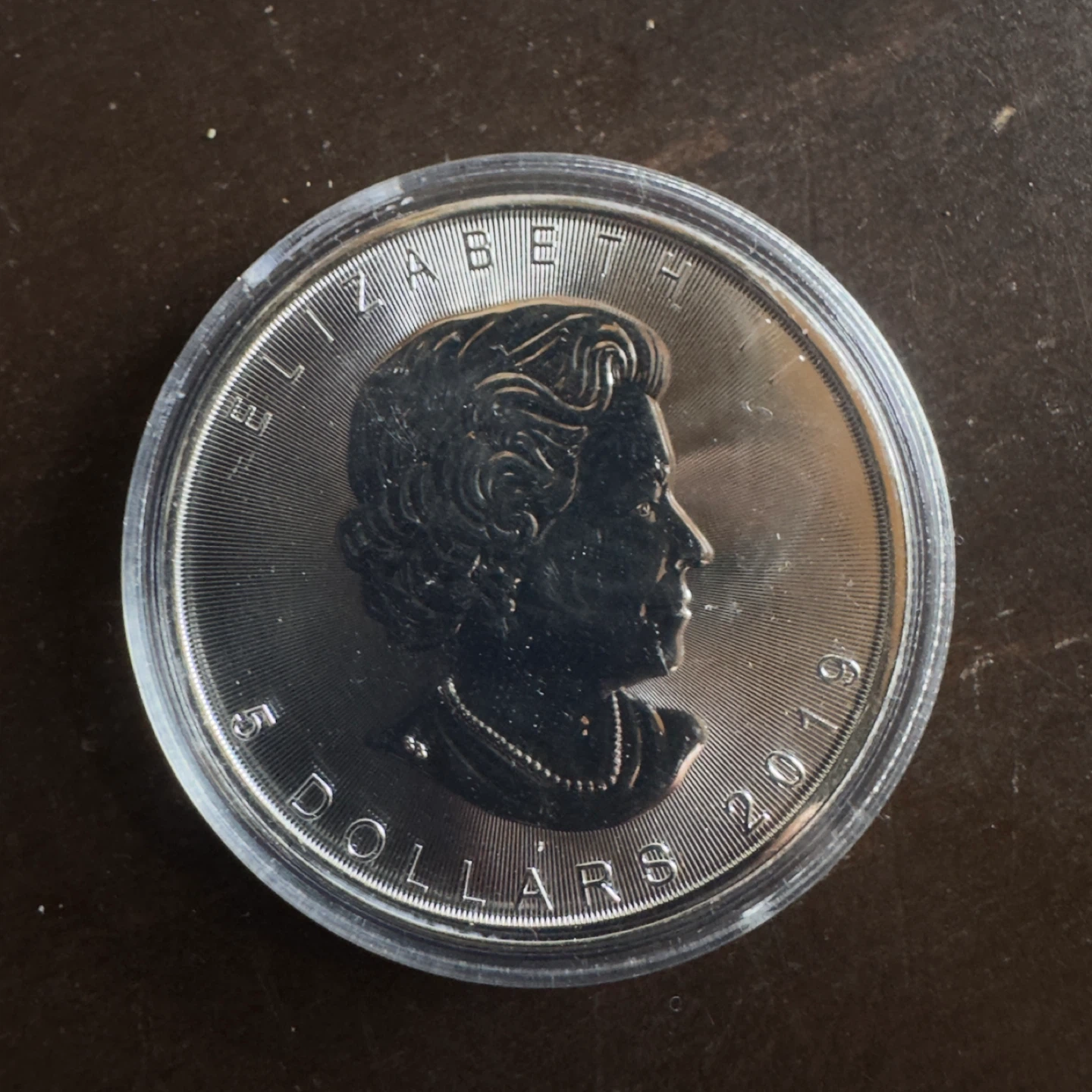 2019 Canadian Silver Maple Leaf 1 oz .9999 Fine Silver Coin - photo 2