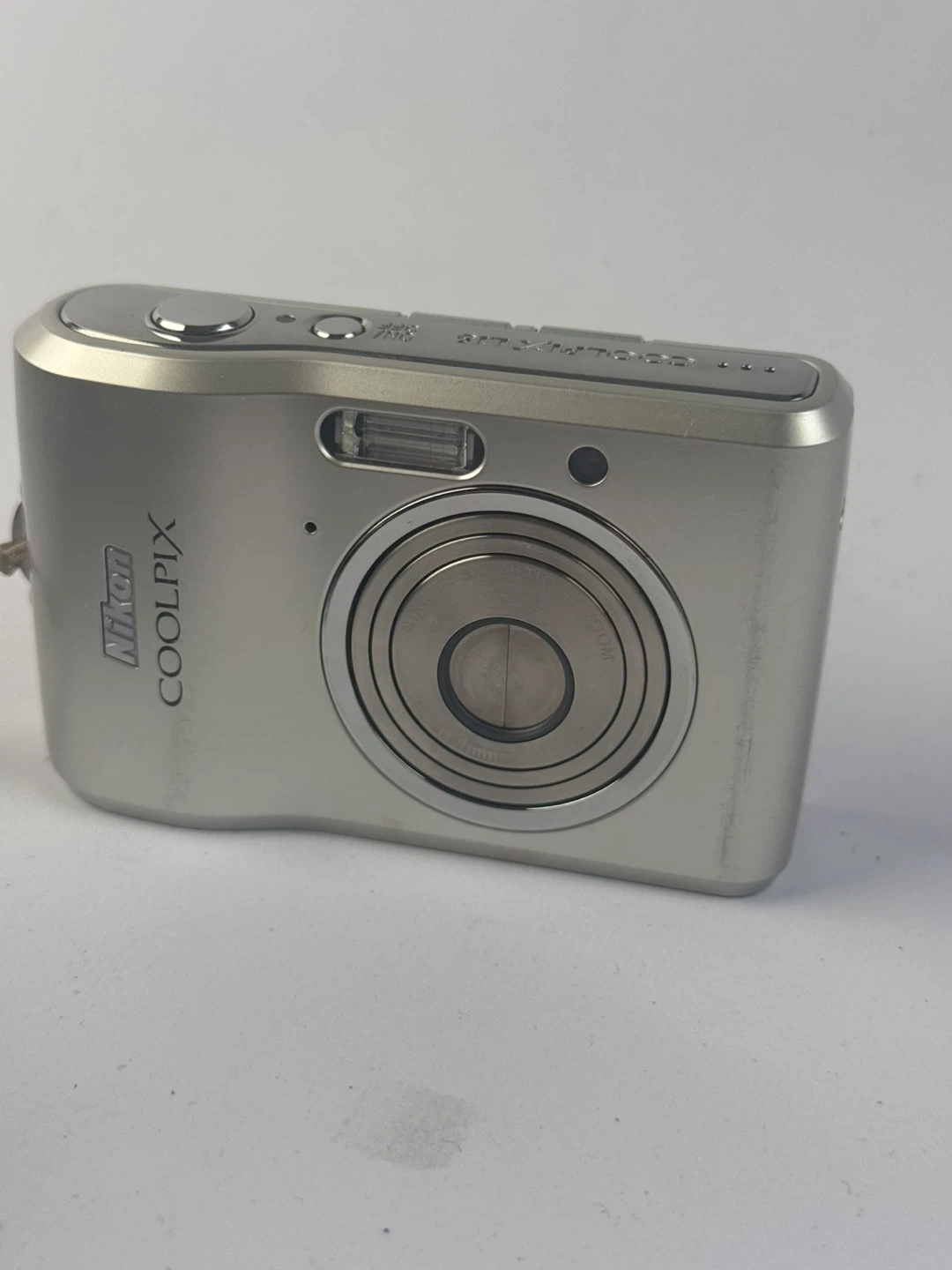 Nikon COOLPIX L16 Digital Camera - photo 4