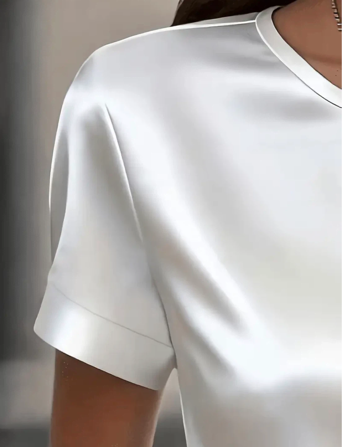 New Women's Satin T-Shirt - photo 3