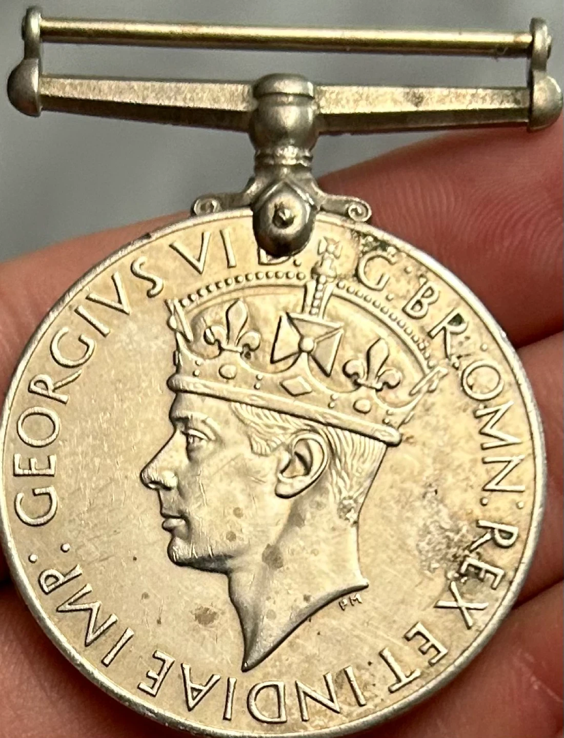 Silver King George VI WWII Victory Medal 1939-1945 - photo 2