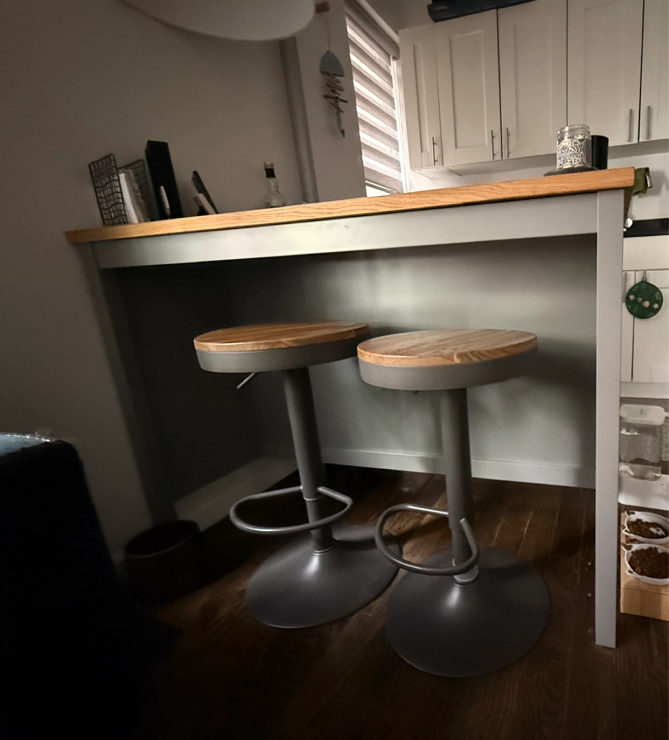 Wooden kitchen island with Storage
