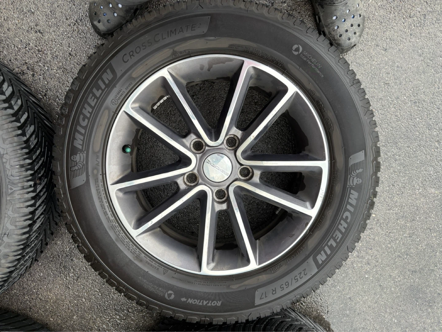 Michelin cross climate 2 tires on Dodge Caravan rims - photo 4