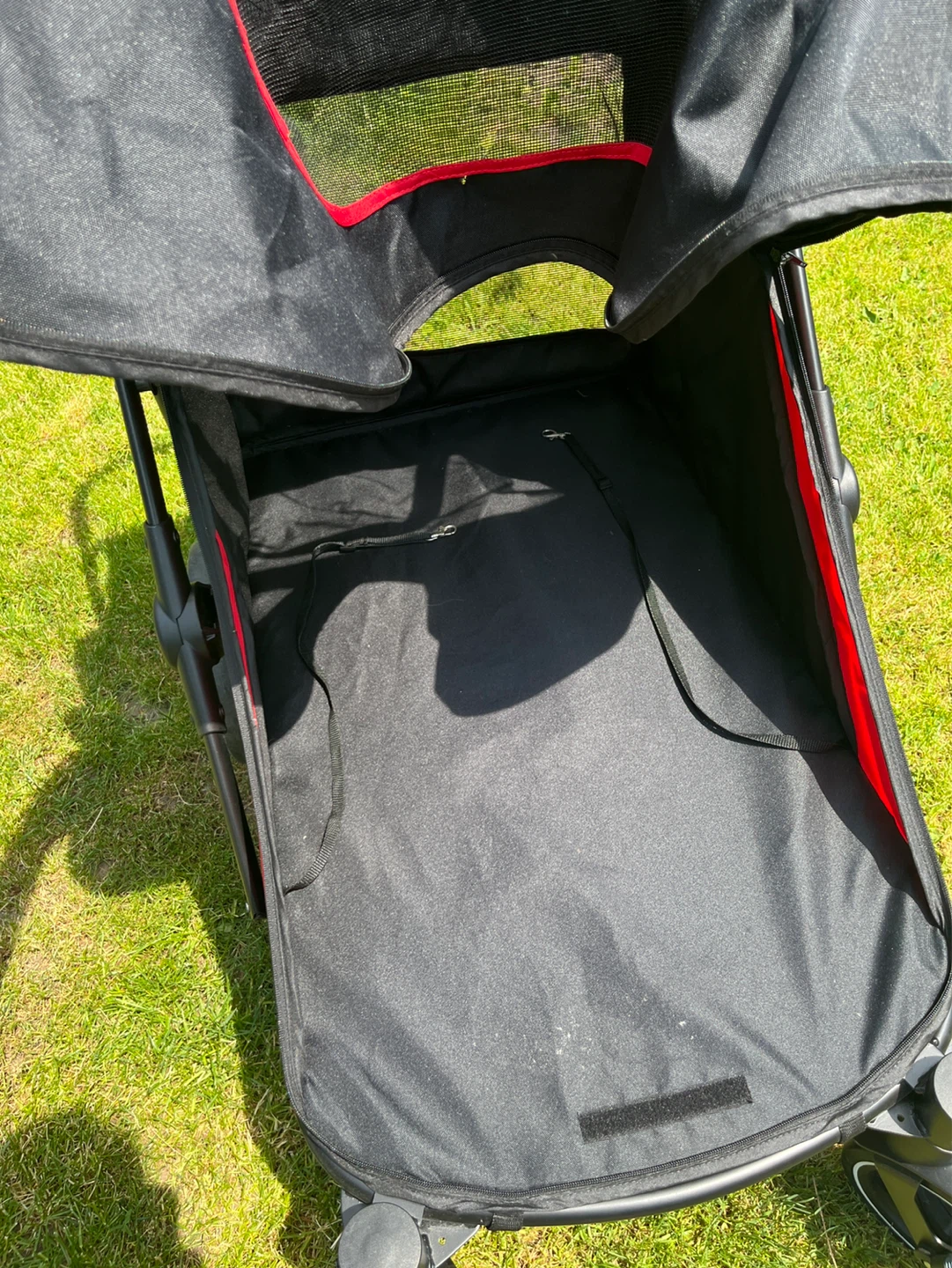 Black and Red Pet Stroller - photo 2