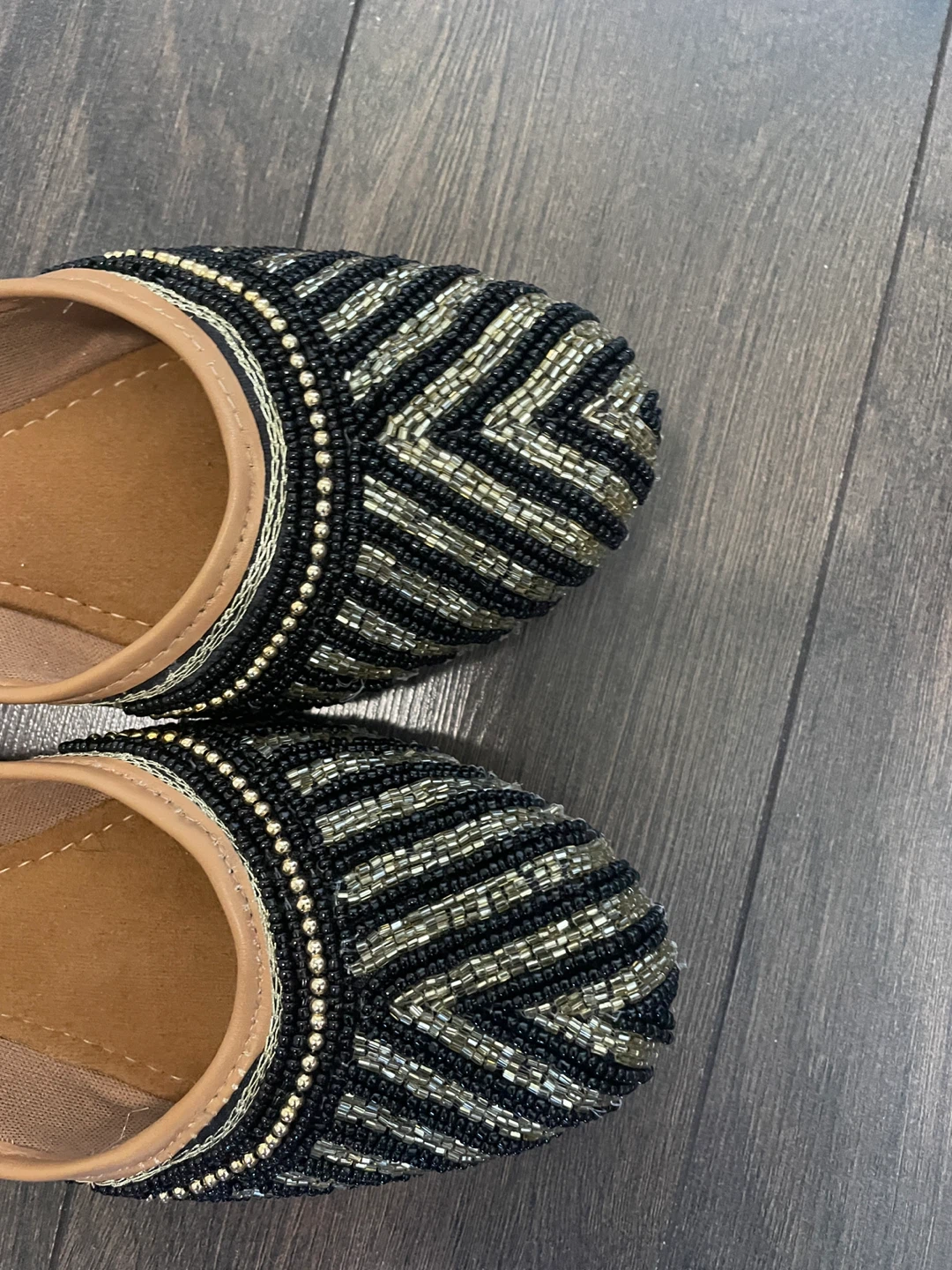 Embellished Flat Shoes - photo 2