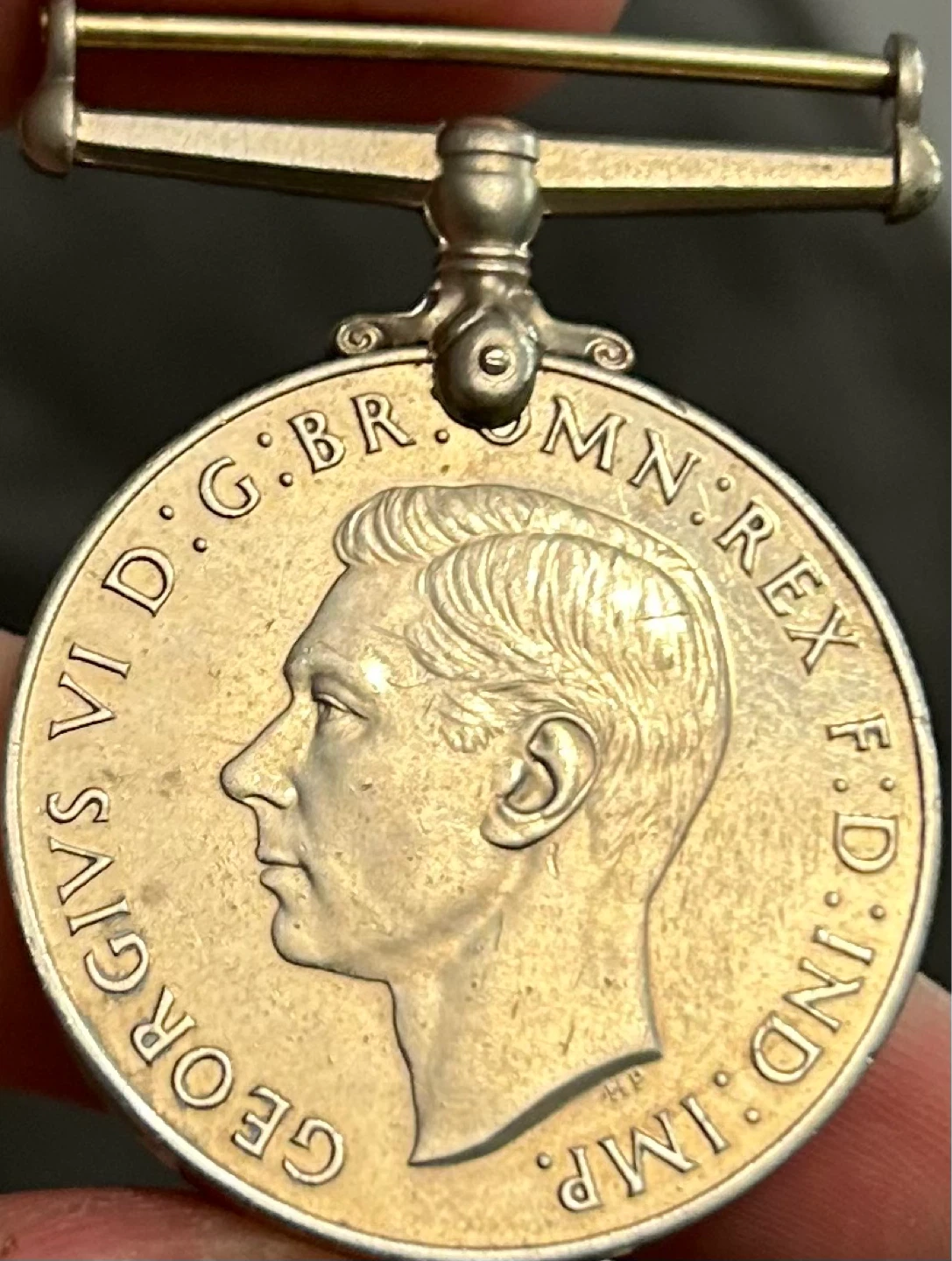 Canadian WWII War Medal 1939–1945 Silver Issue - photo 2