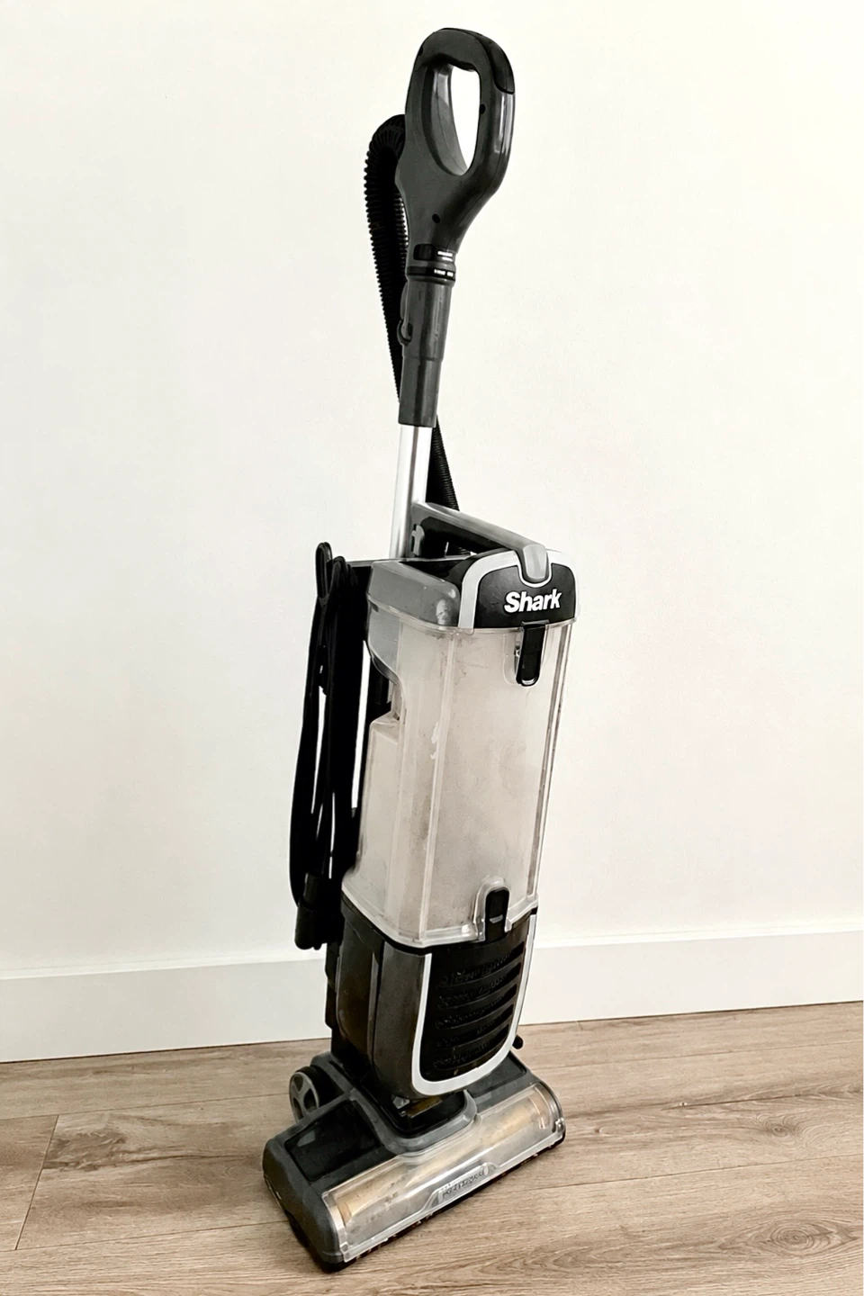 Shark® Navigator® Self-Cleaning Brushroll Pet Pro Upright Vacuum