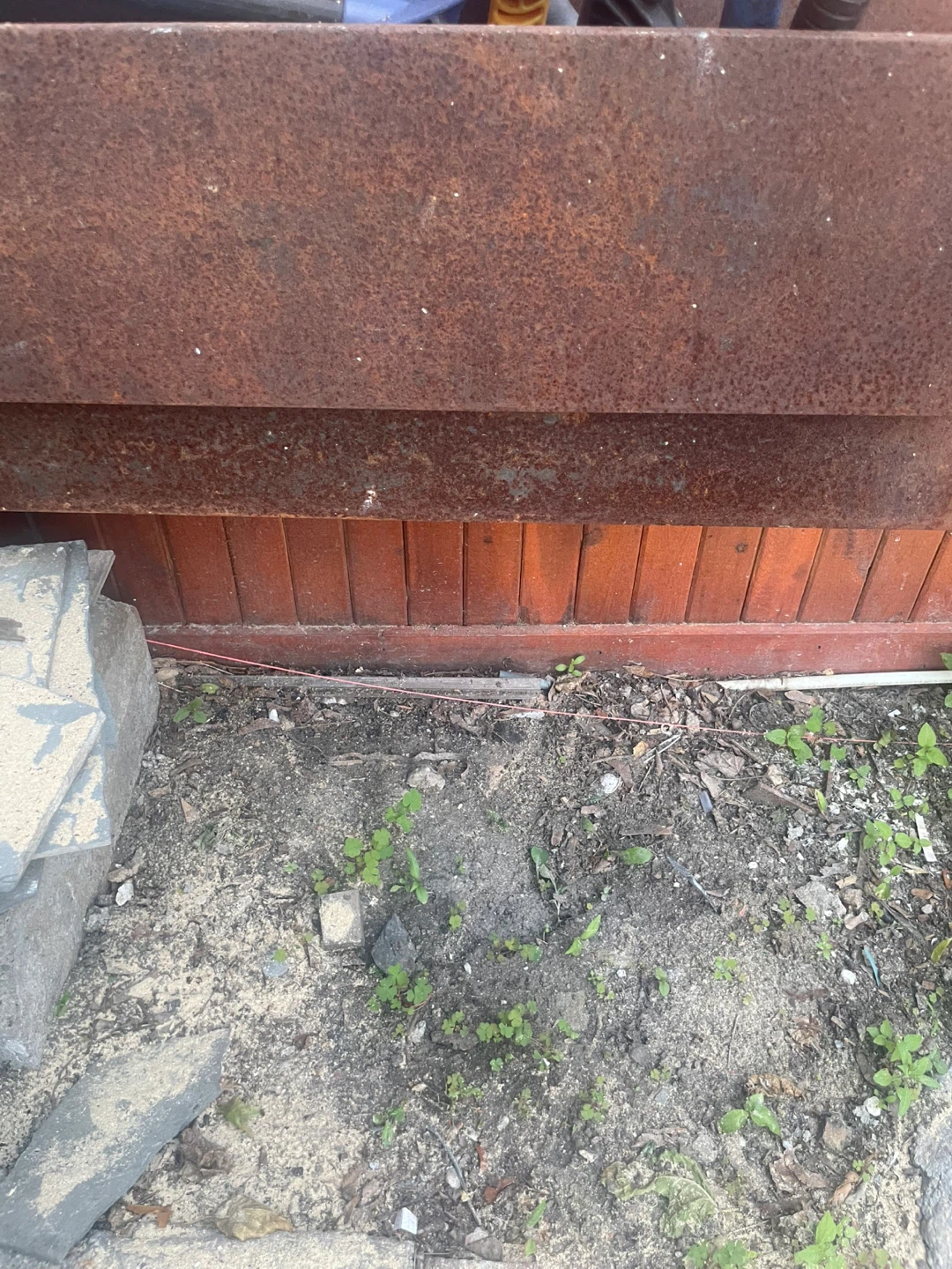 Kitchen sink with counter and heavy metal beam - photo 2