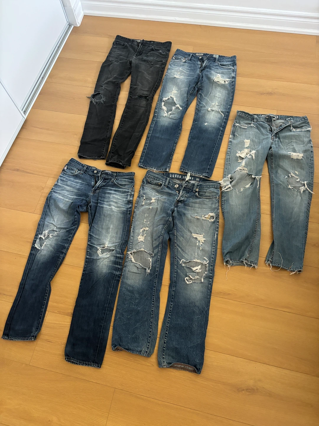 Assorted Men's Jeans Bundle - Various Brands