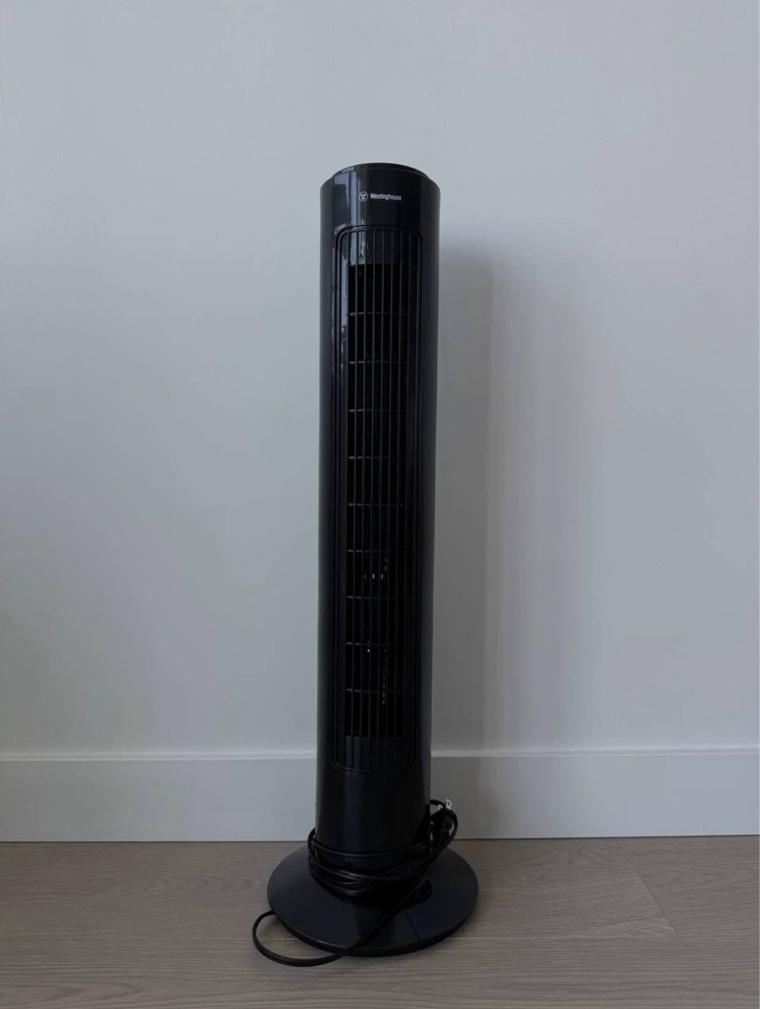 Westinghouse 29" Oscillating Tower Fan - photo 2