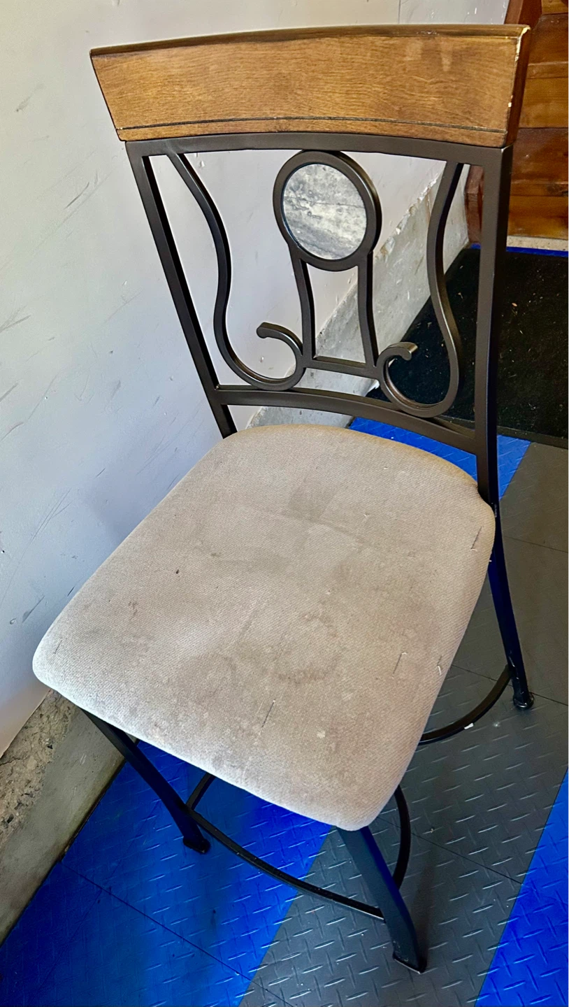 2 Chairs with Faux Marble Insert