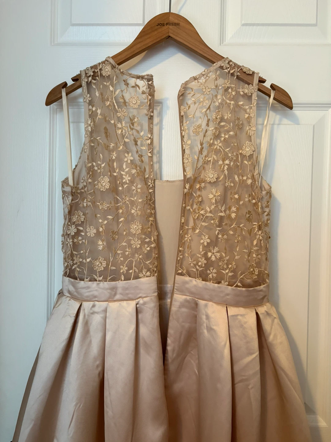 Le Chateau High-Low Dress - photo 4