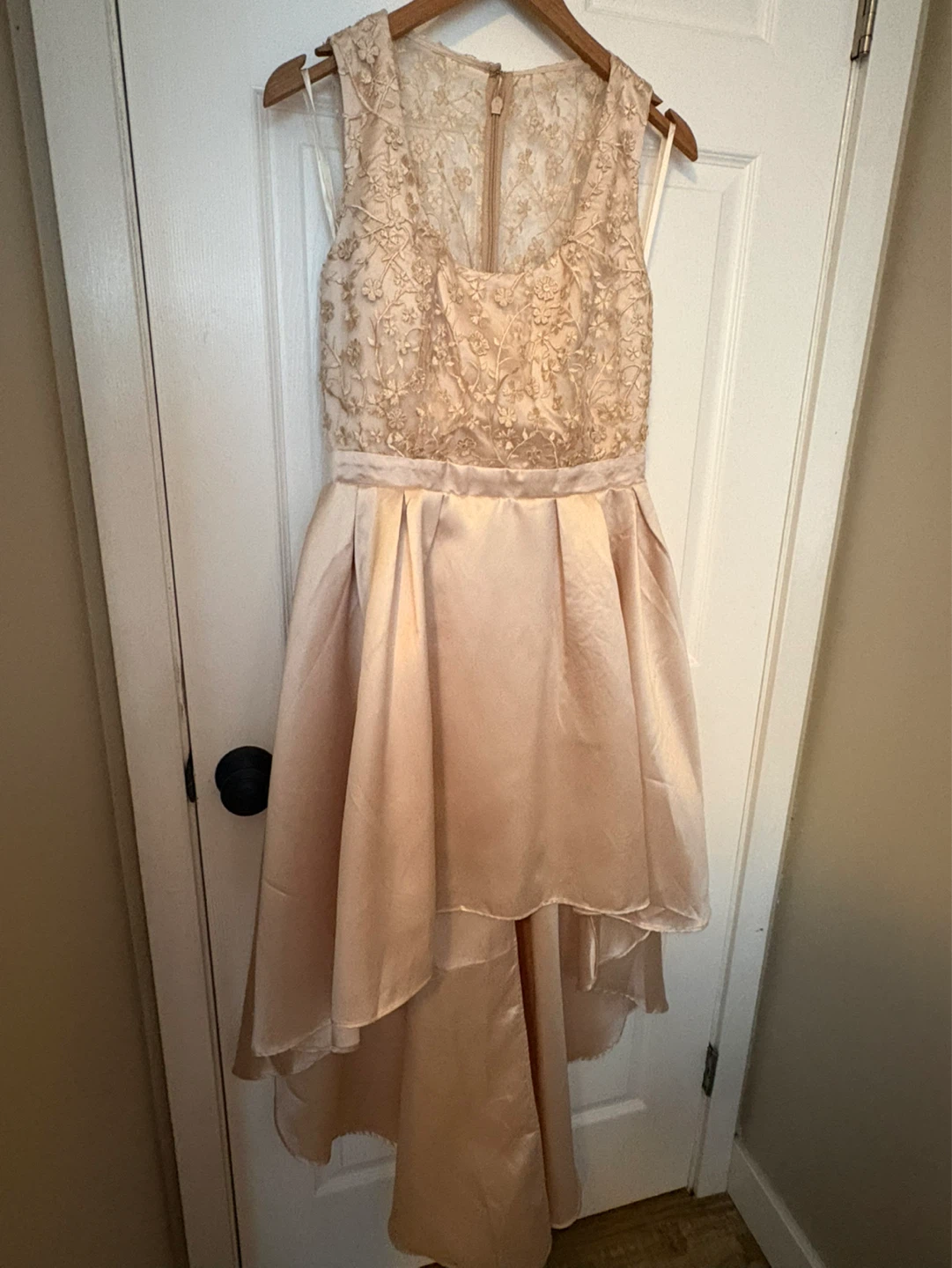 Le Chateau High-Low Dress - photo 2