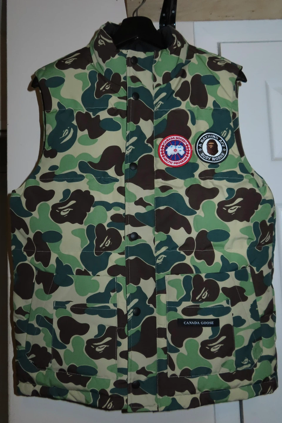 FW23 BAPE® x CANADA GOOSE FREESTYLE VEST