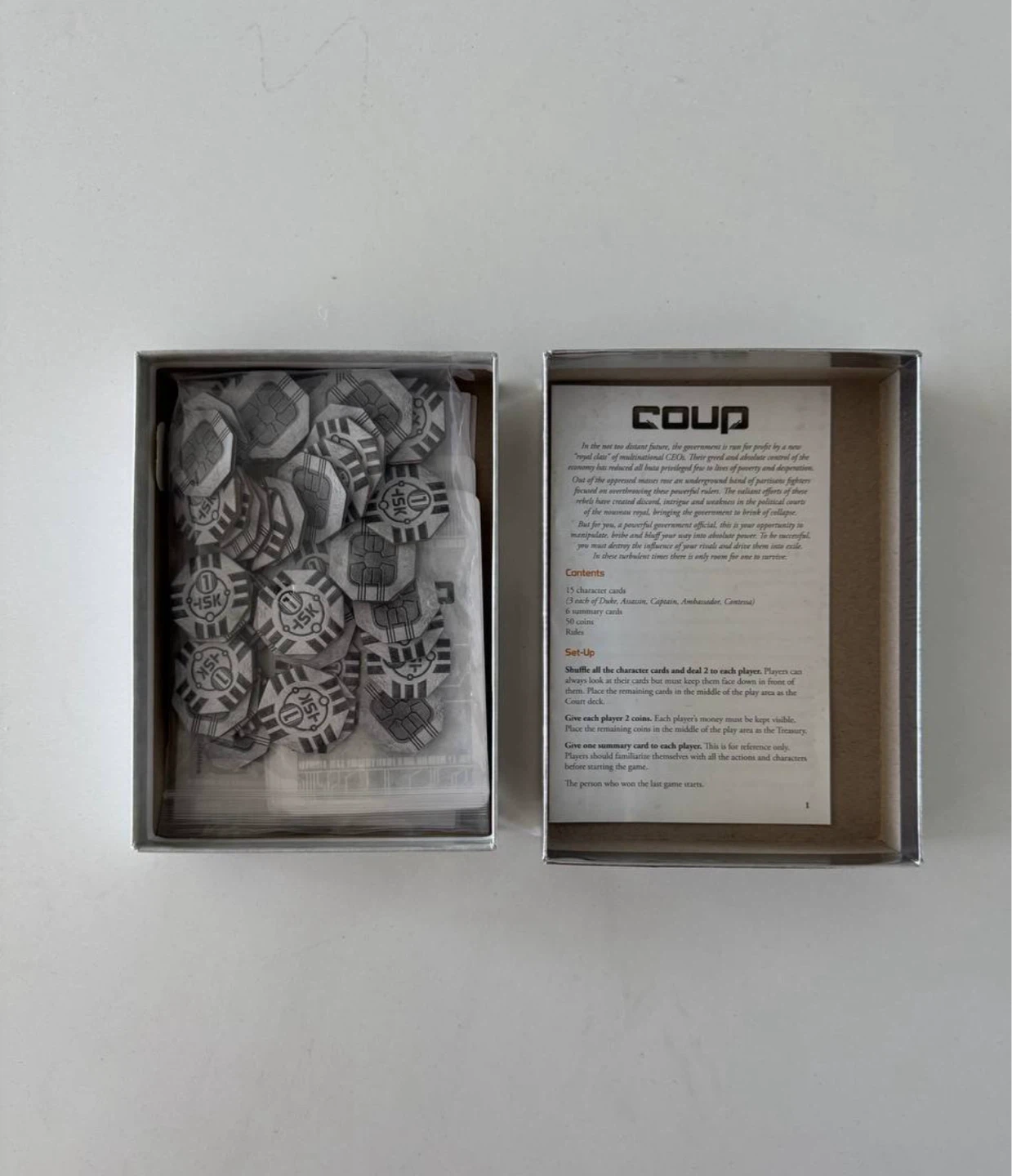 Coup board game by Rikki Tahta La Mame Games - photo 2