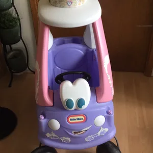 Little Tikes Cozy Coupe Ride-On Toy Car - Purple/Pink