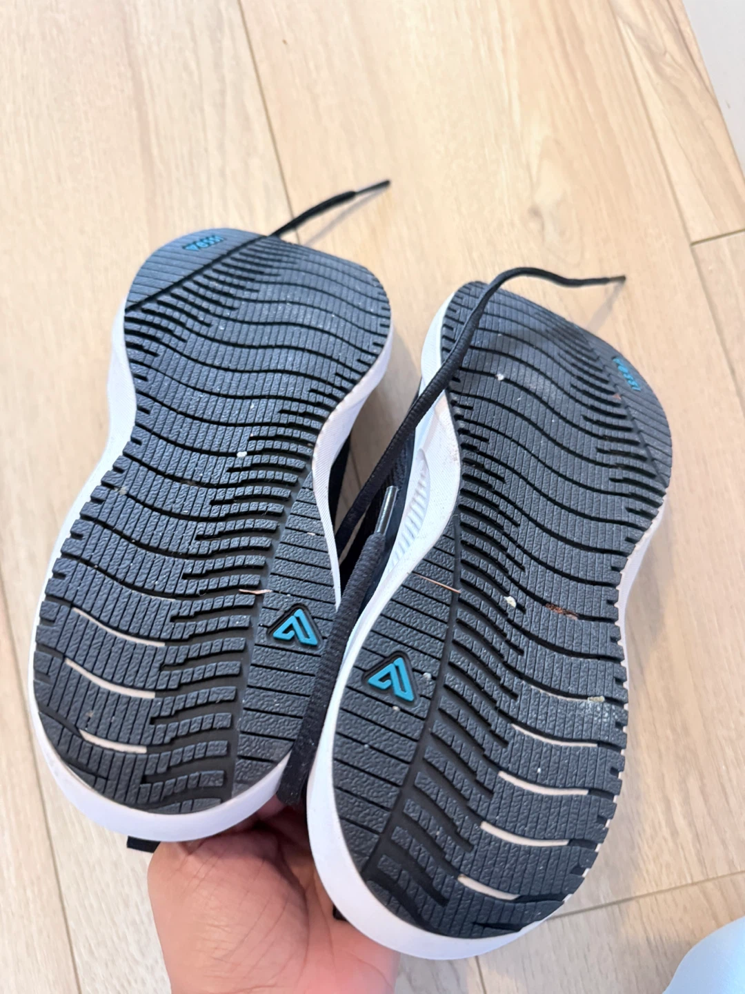 Shoes - photo 2