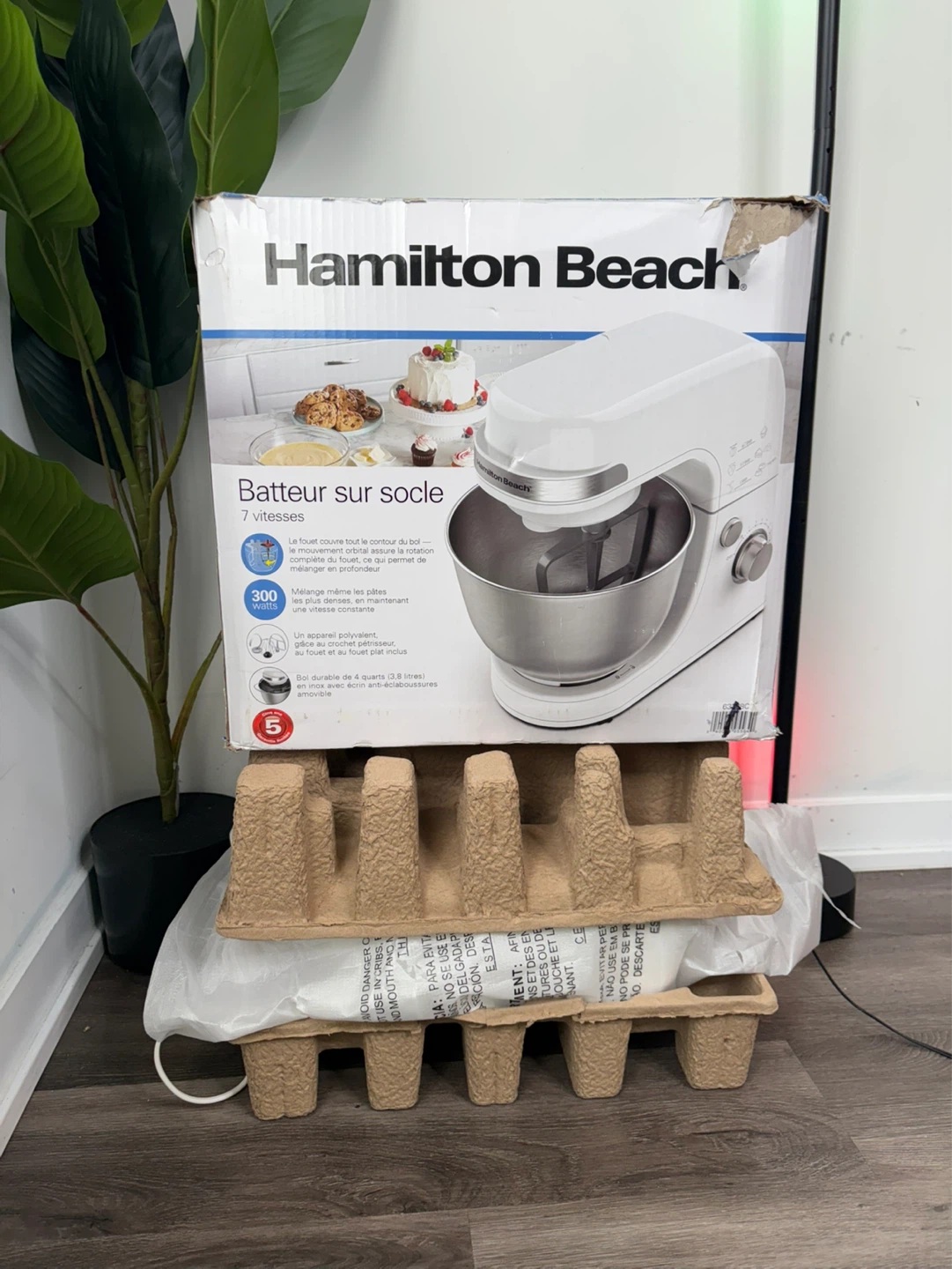 Hamilton Beach Stand Mixer with 7 Speeds - photo 4