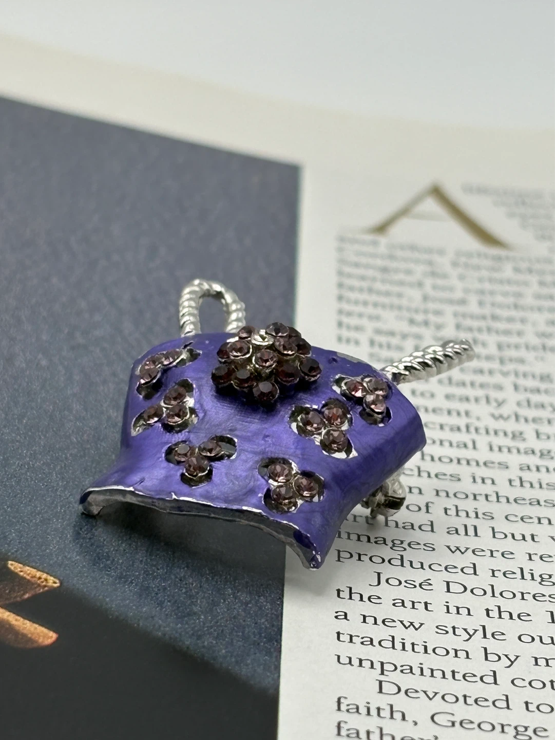 Vintage purple cami vest brooch with rhinestones - photo 5
