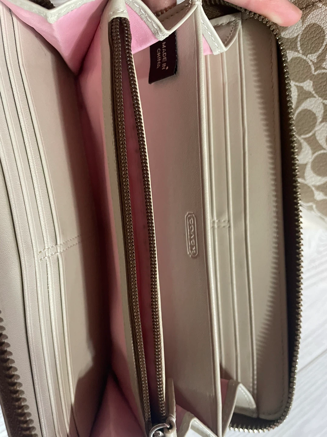 Coach Signature Tote Bag and Wallet Set - photo 3