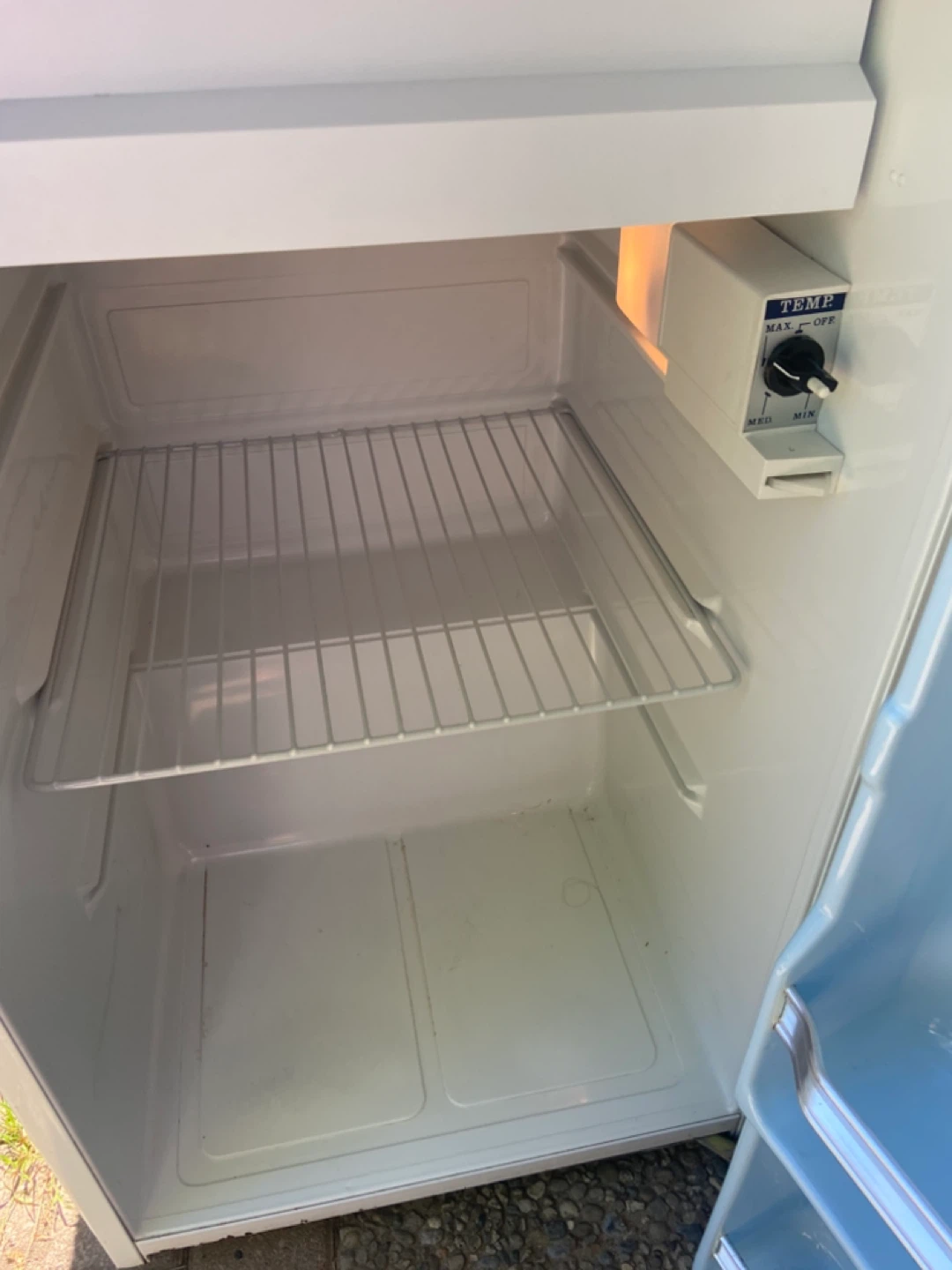 Danby refrigerator - photo 3