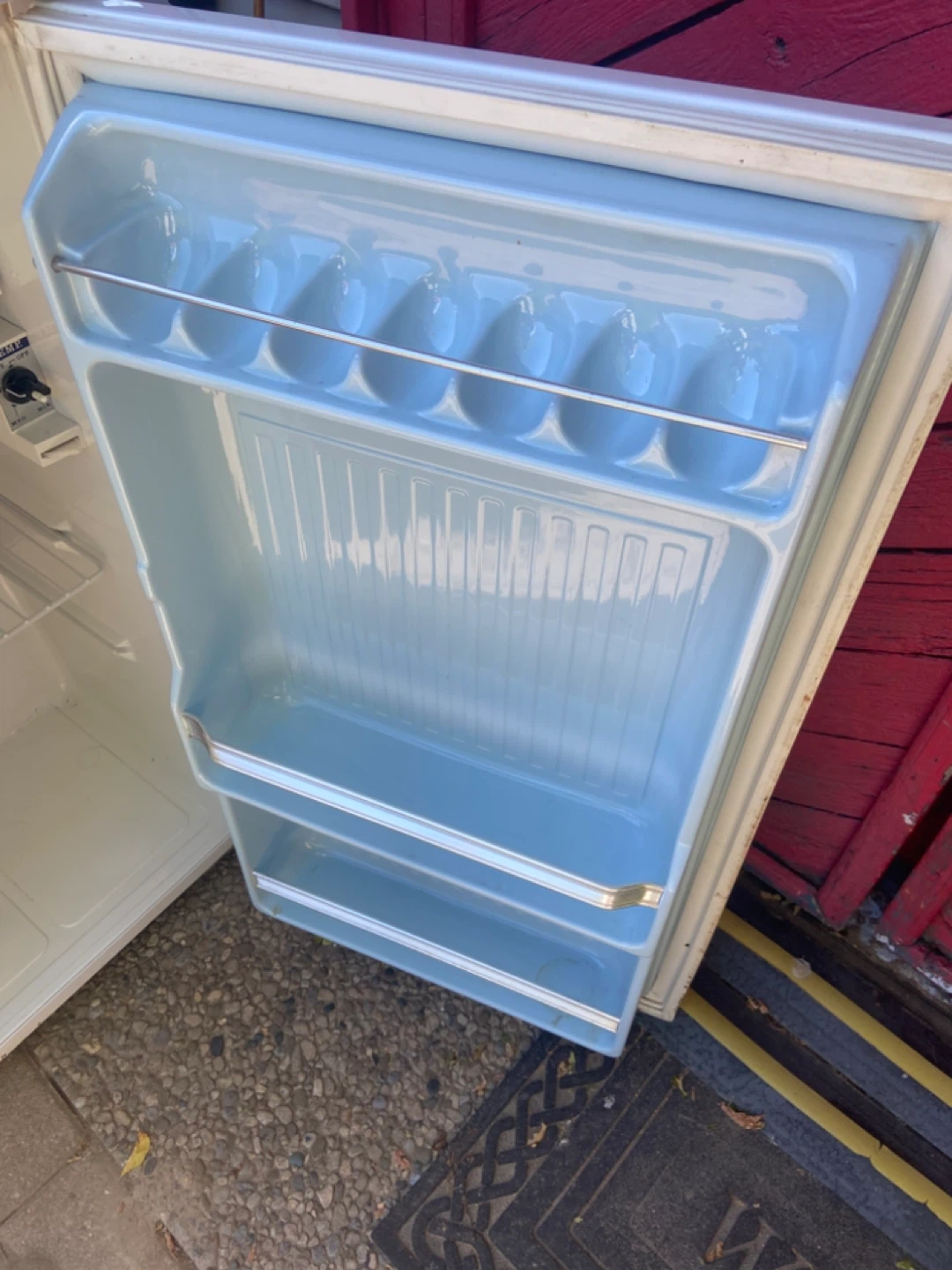 Danby refrigerator - photo 2
