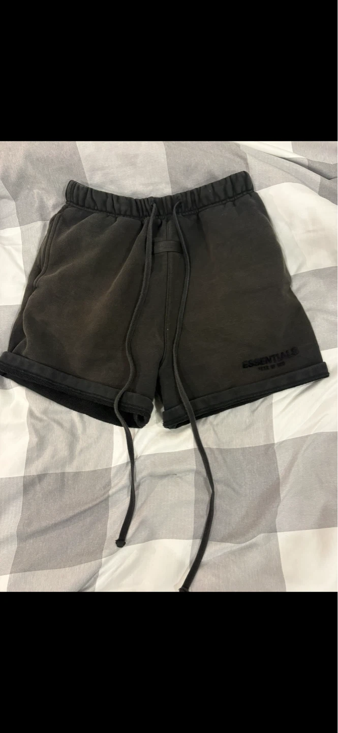 Essentials Fear of God Shorts real
