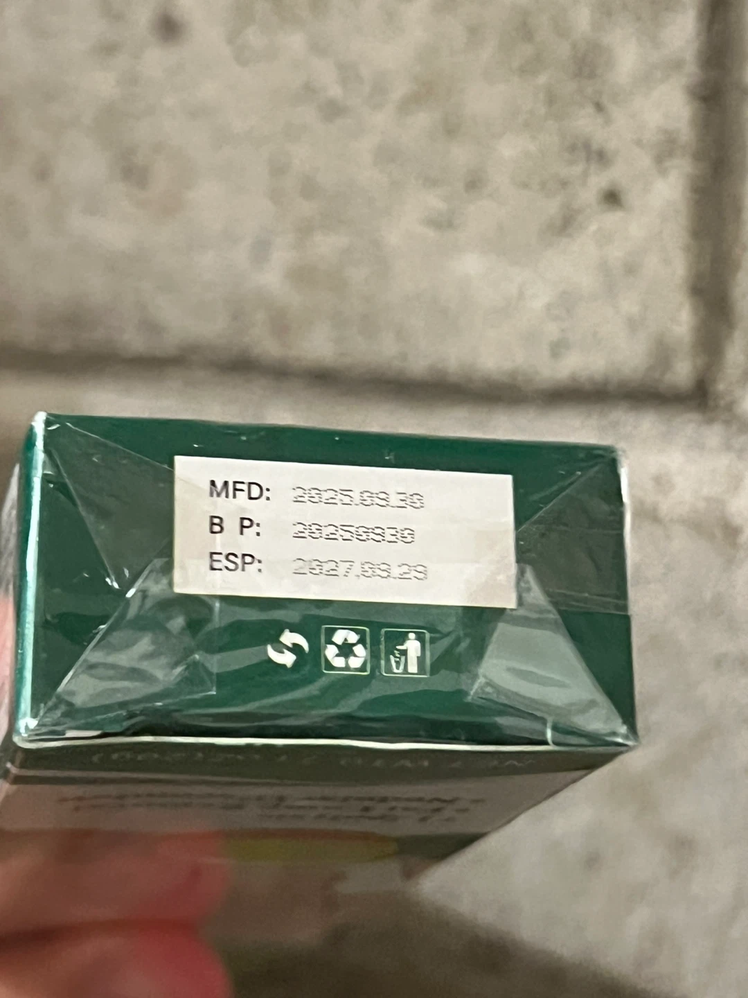 Sol Lora FatKare Antibacterial Ointment 20g - photo 4